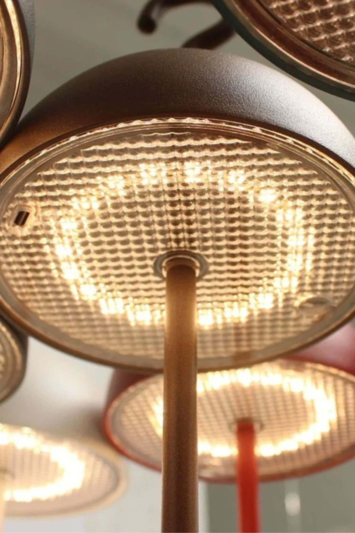 Iota Lampada Da Tavolo Corten