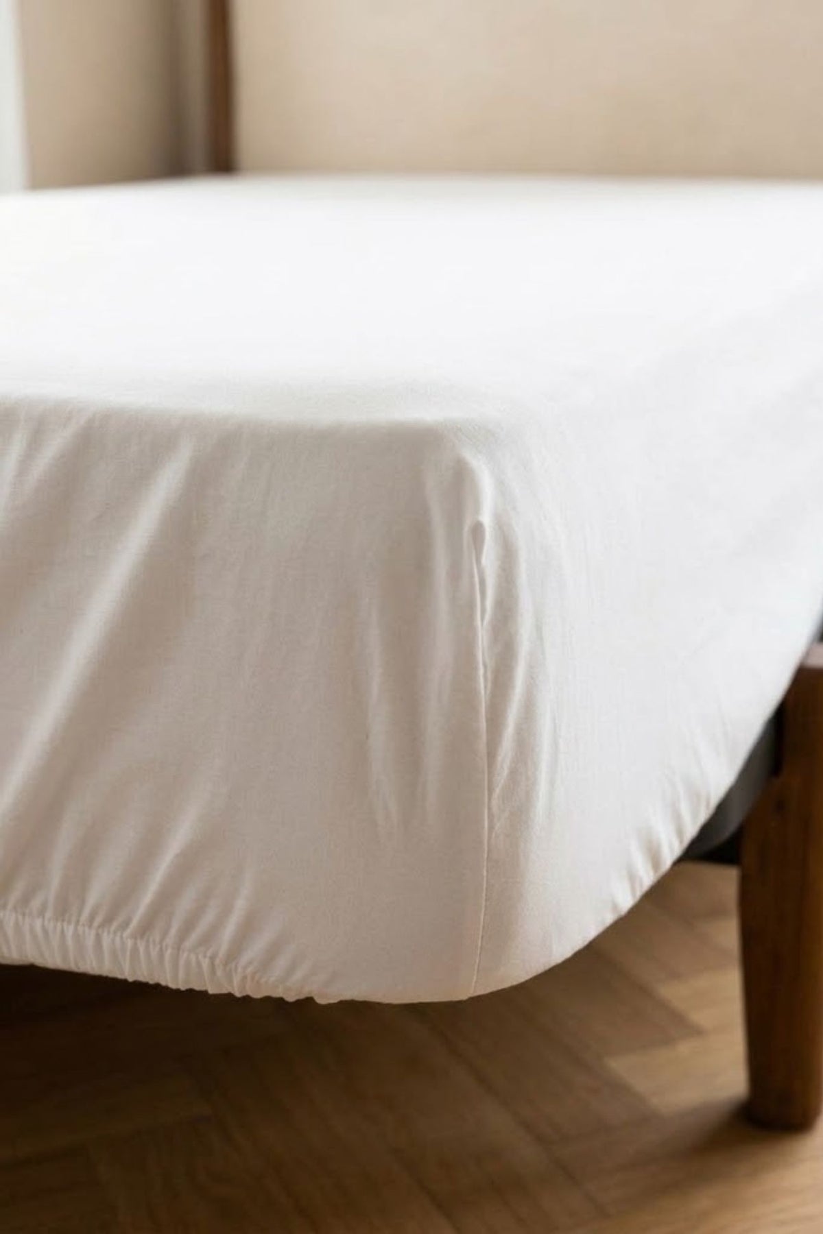Izy White Fitted Sheet