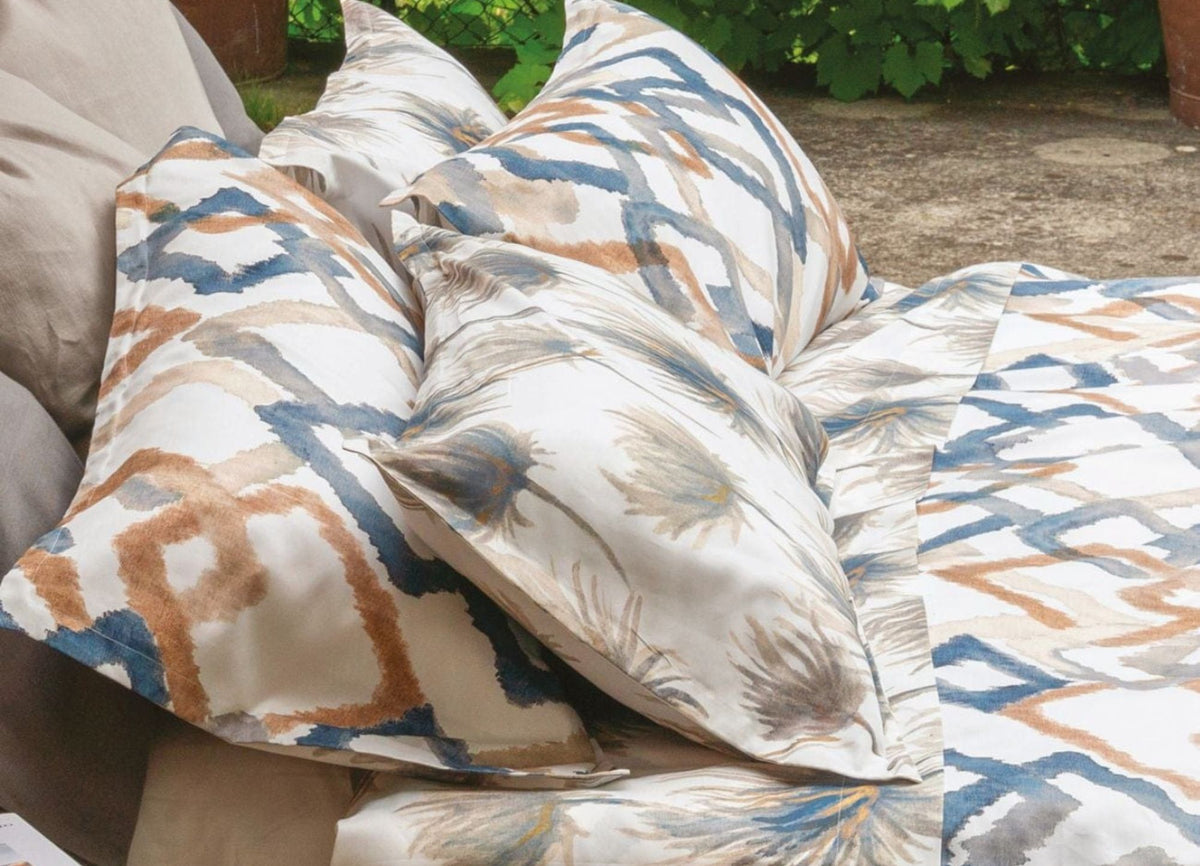 Nexus Duvet Cover Classic