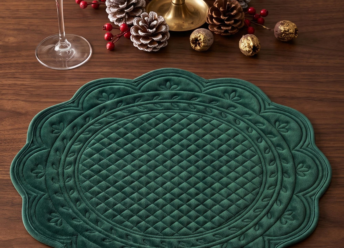 Velvet Luxury Oval Green Velvet Placemat
