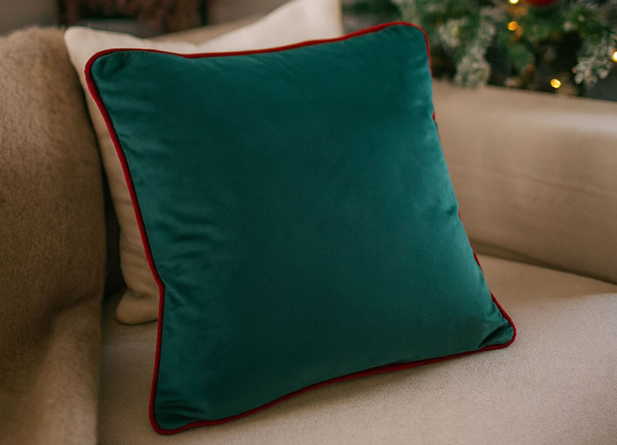 Minimal Green Cushion