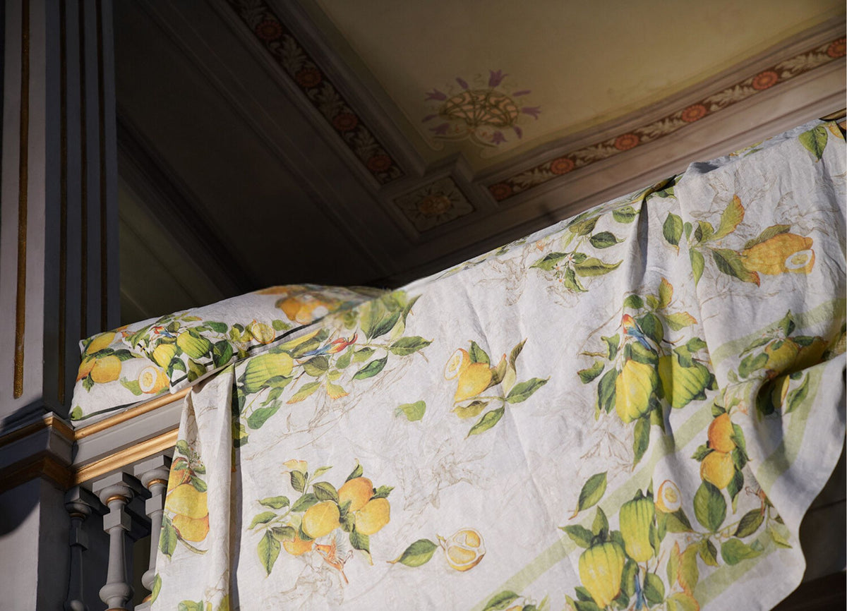 Limoncello Mezzero Throw