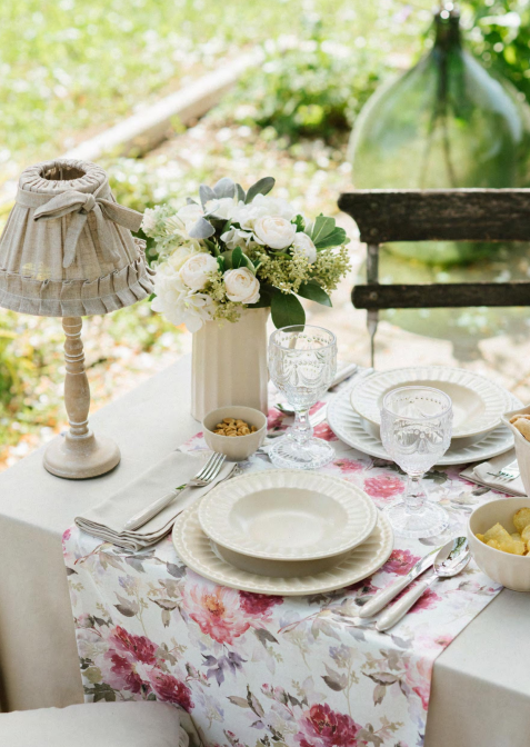 Breakfast on the Grass