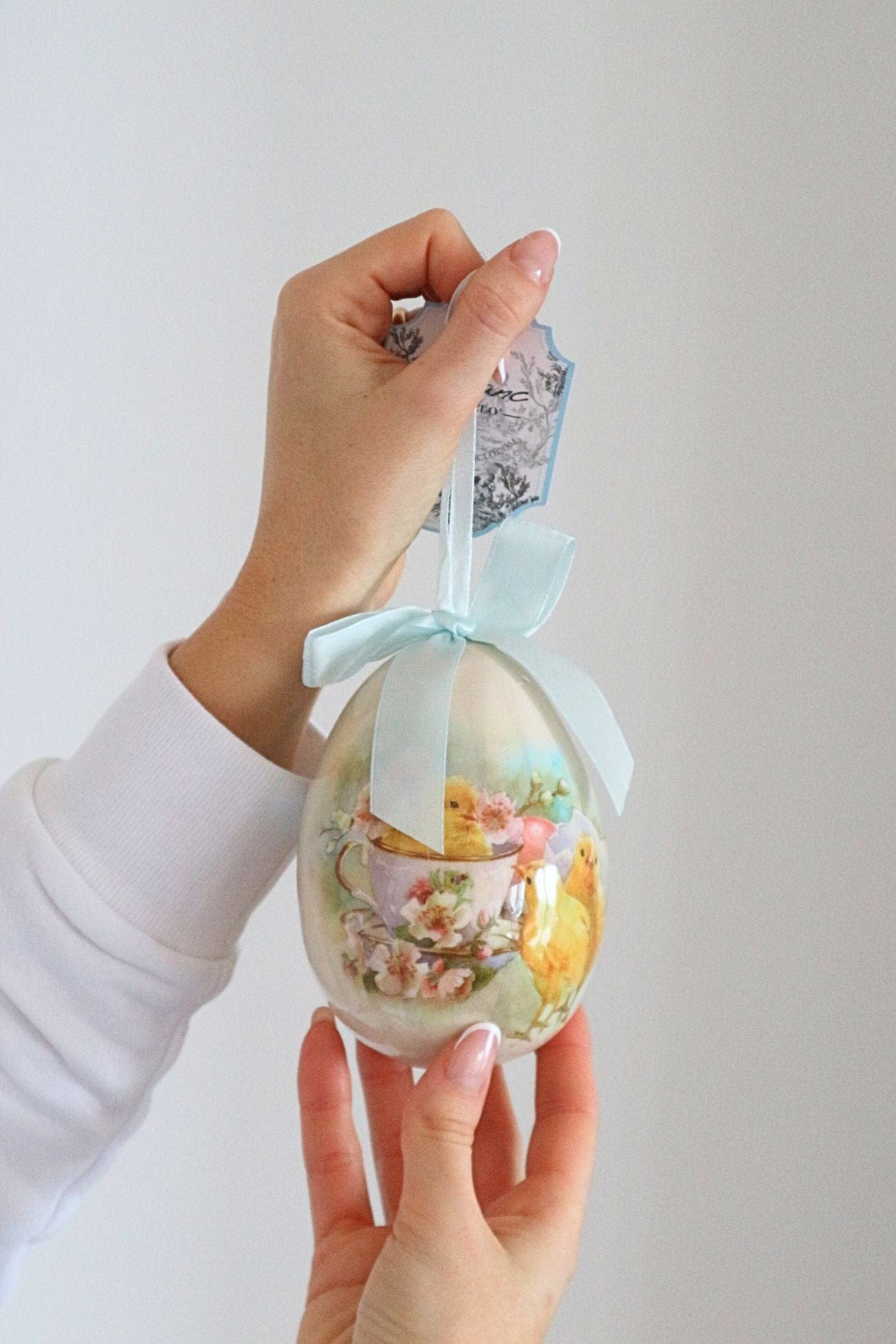 Blanc MariClo' Aminta Aminta - Ciondolo decorativo pasquale con fiocco azzurro in plastica | Blanc MariClo'