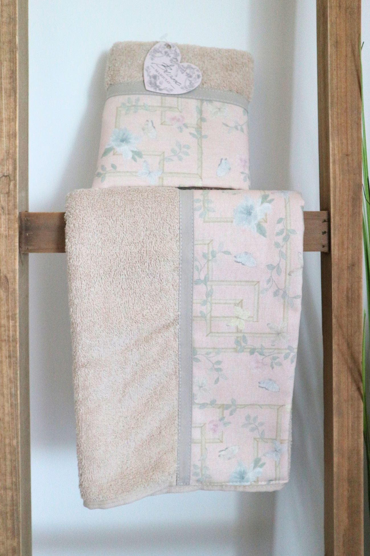 Blanc MariClo' Floral Twist Floral Twist - Coppia asciugamano viso e ospite in cotone beige | Blanc MariClo'