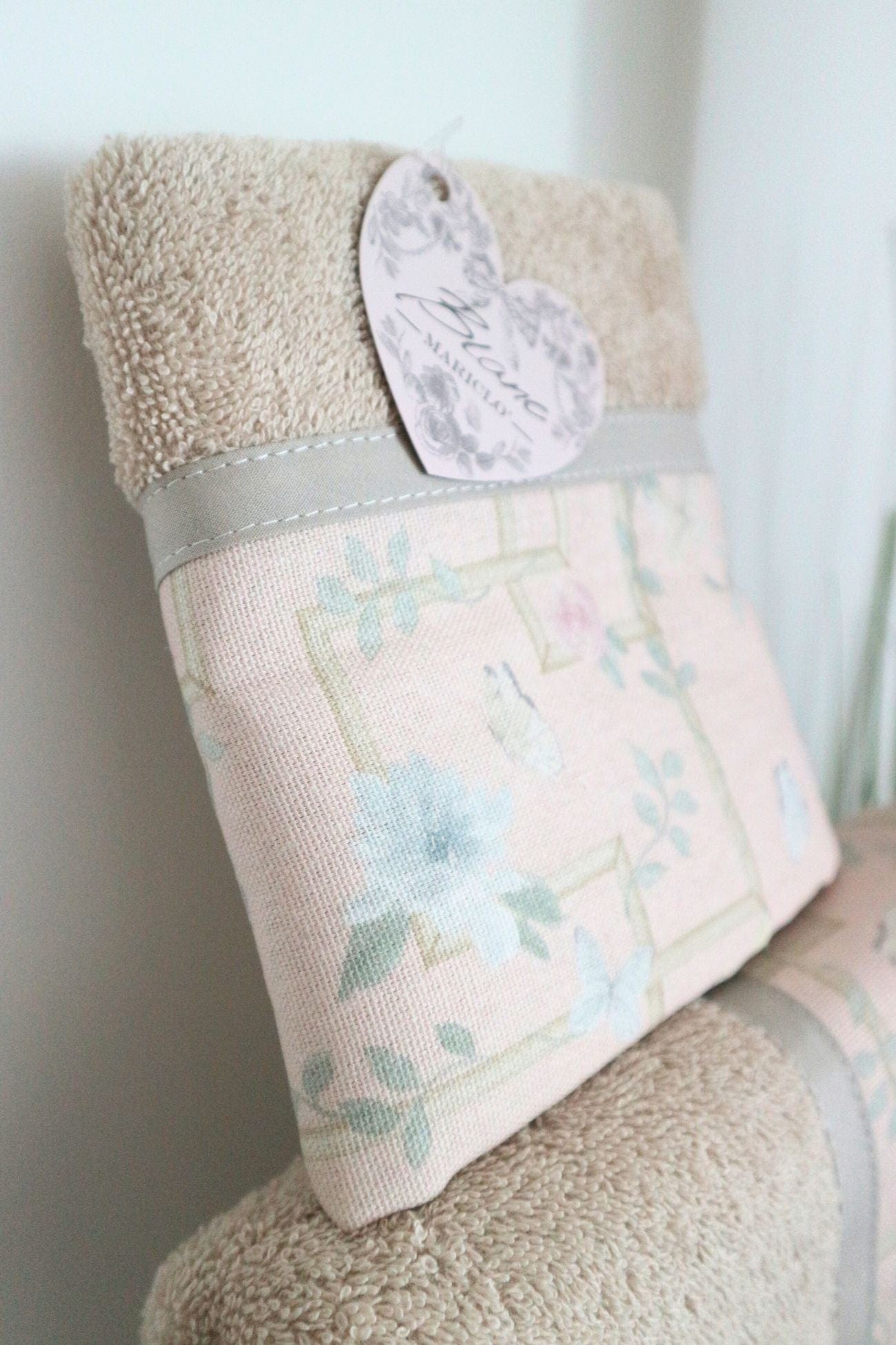 Blanc MariClo' Floral Twist Floral Twist - Coppia asciugamano viso e ospite in cotone beige | Blanc MariClo'