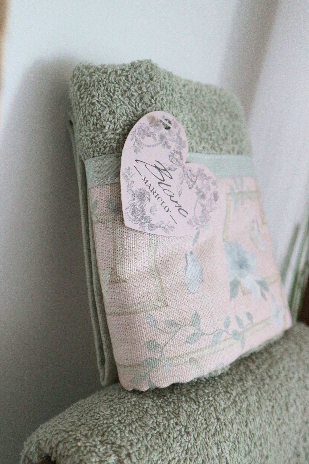 Blanc MariClo' Floral Twist Floral Twist - Coppia asciugamano viso e ospite in cotone verde | Blanc MariClo'