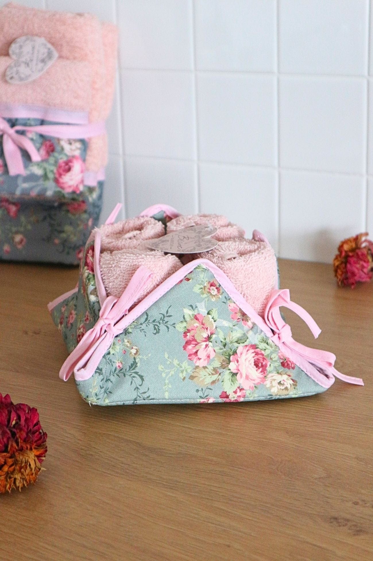 Blanc MariClo' Flowers Flowers - Flowers - Cestino floreale con 4 lavette in cotone | Blanc MariClo'