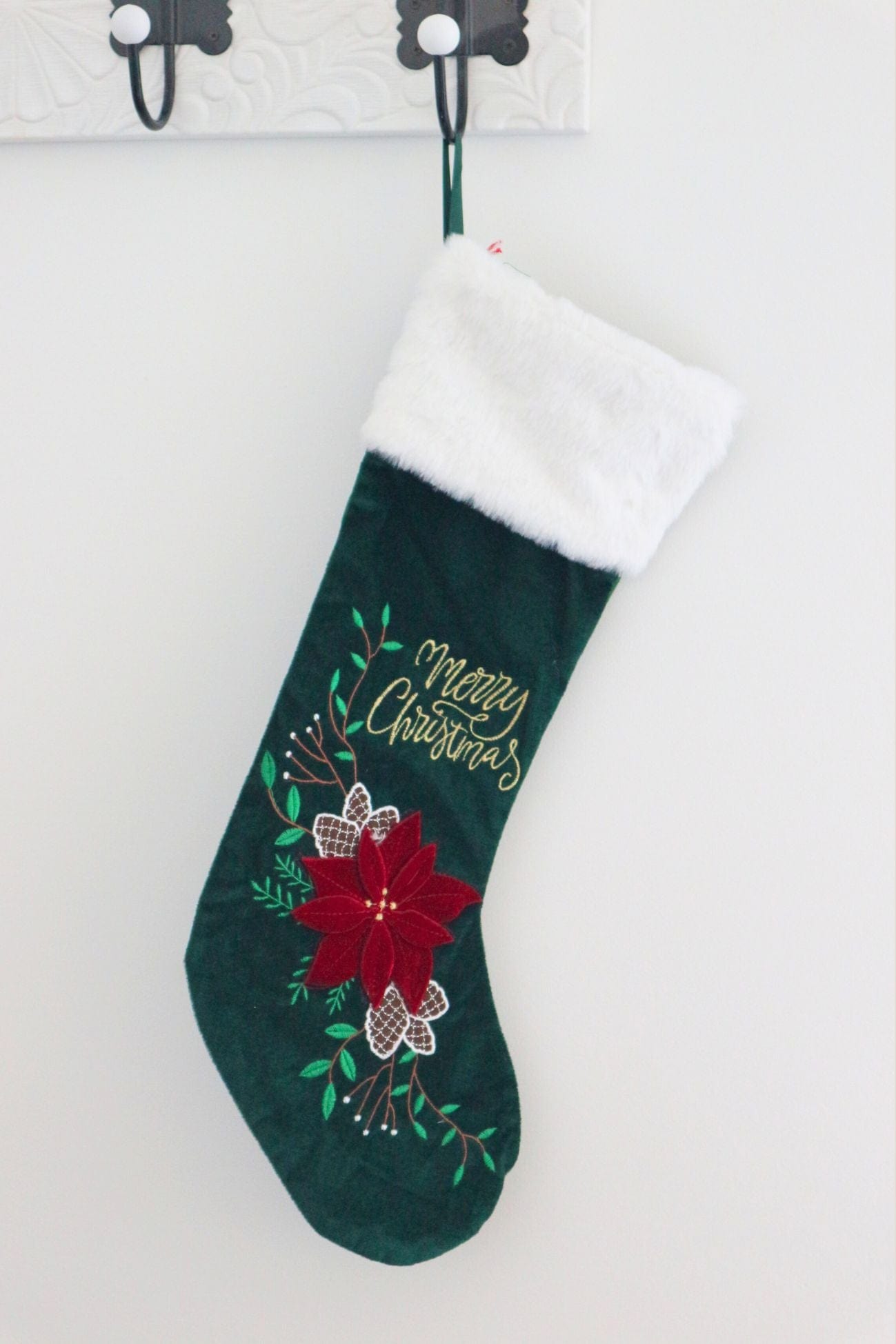 Blanc MariClo' Lo Schiaccianoci Lo Schiaccianoci - Calza di Natale in velluto verde | Blanc MariClo'