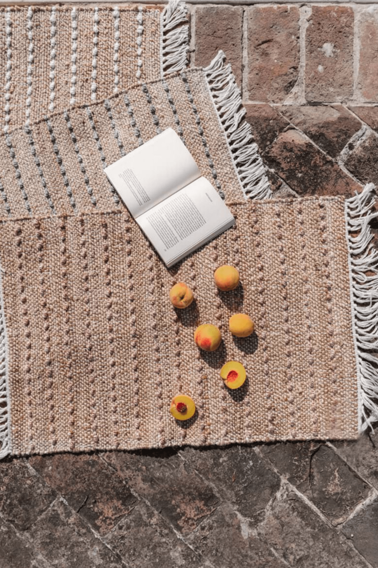 Blanc MariClo' Row Attitude Row Attitude - Tappeto in juta con frange e cuciture azzurre 90x60