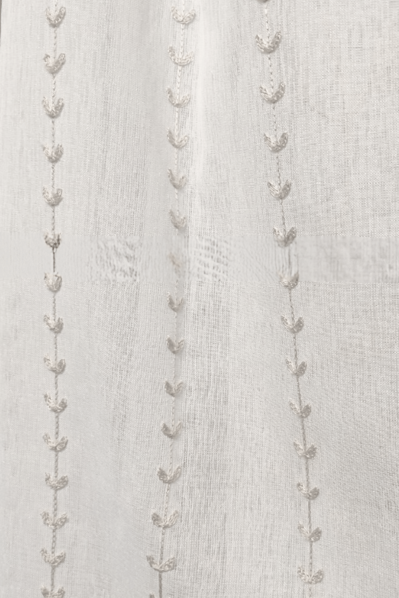 Blanc MariClo' Spring Time Spring Time - Tenda bianca in poliestere con foglioline ricamate 150x290