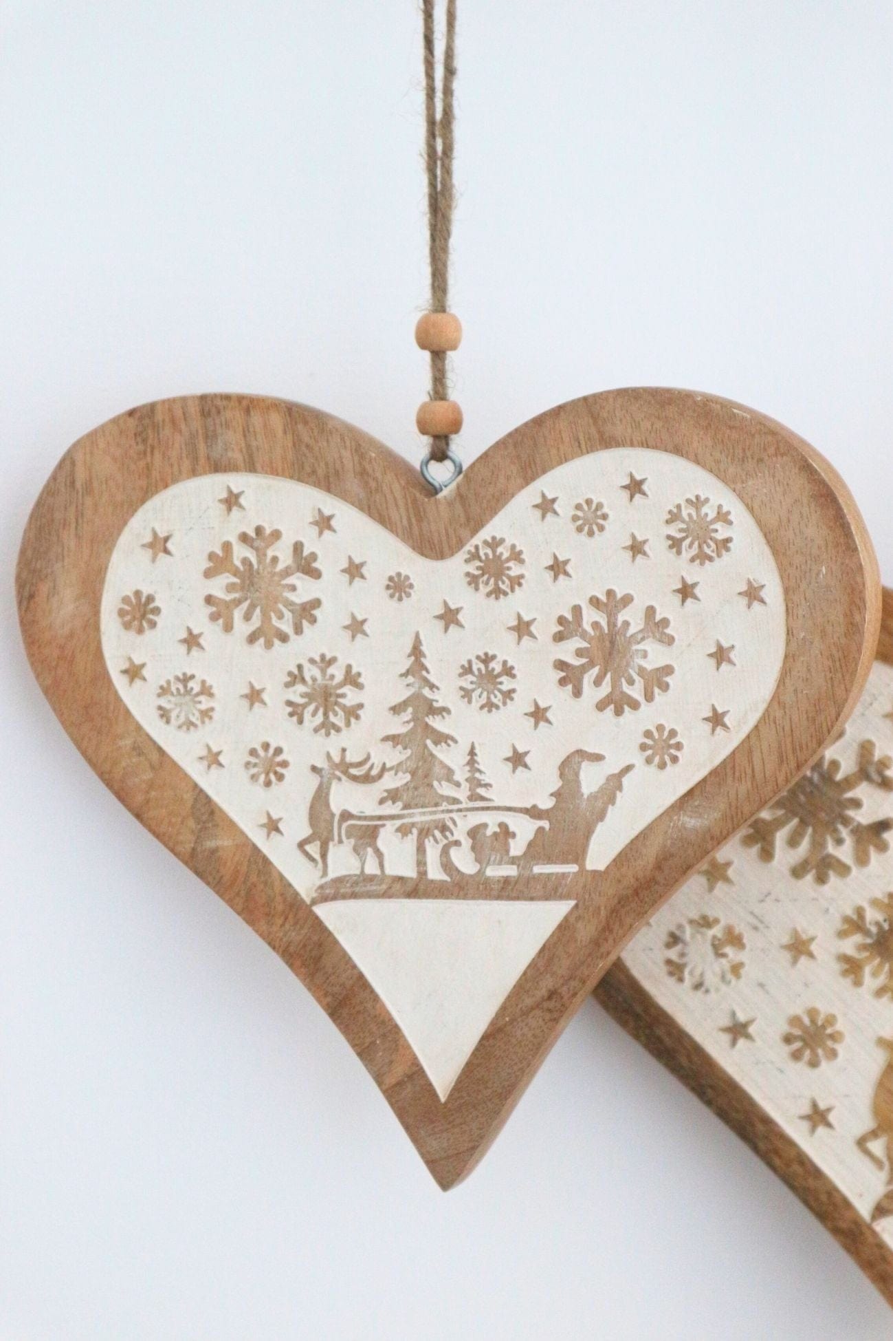 Blanc MariClo' Storie di Cantastorie Storie di Cantastorie - Ciondolo natalizio a forma di cuore in legno | Blanc MariClo'