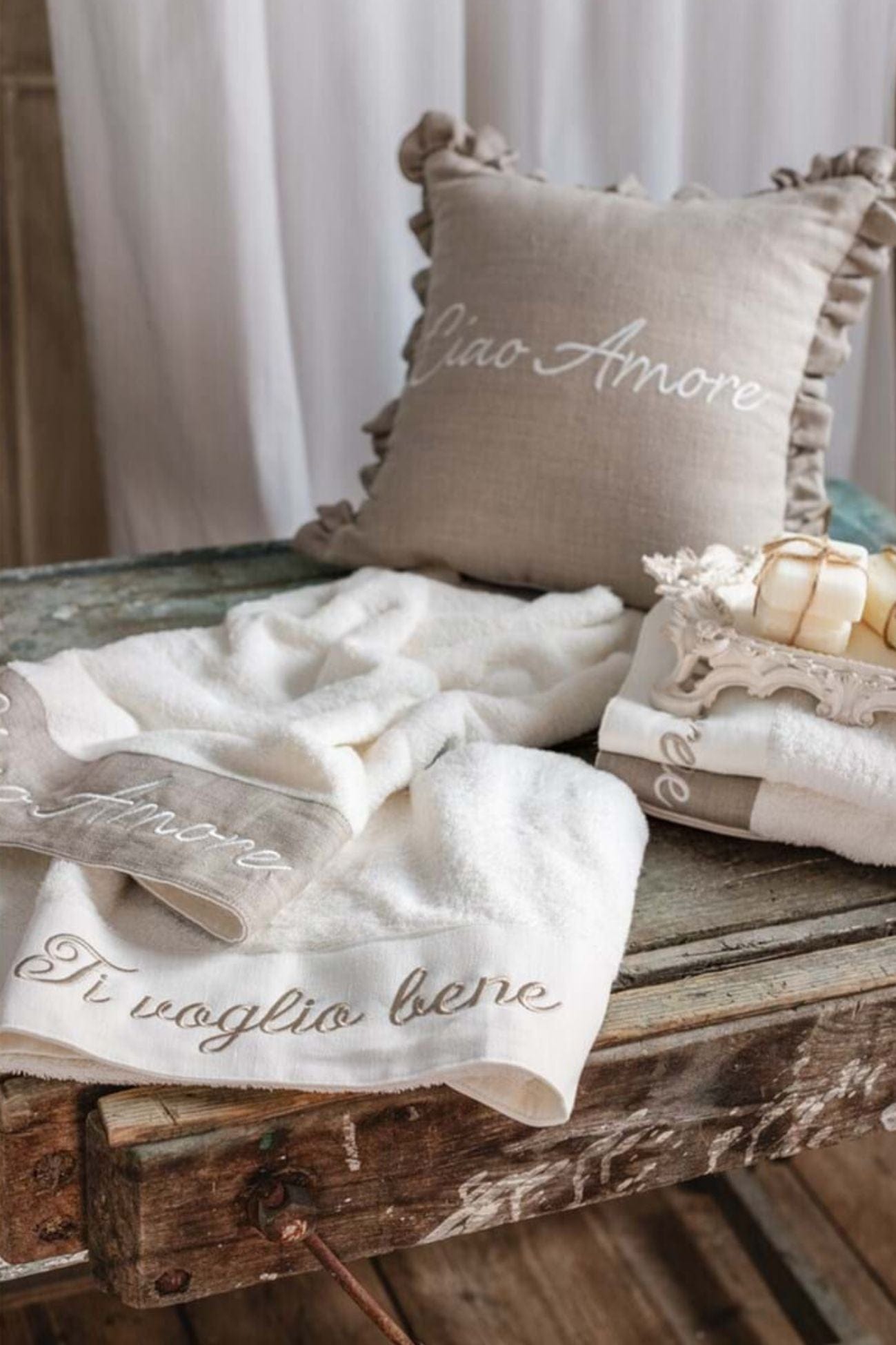 Blanc MariClo' Ti Voglio Bene Ti Voglio Bene - Coppia asciugamano viso e ospite in cotone con balza beige | Blanc MariClo'