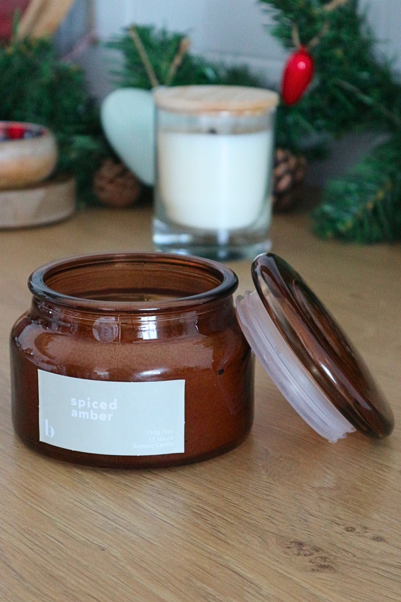 Broste Copenhagen Scented Dreams Scented Dreams - Spiced Amber - Candela profumata ambra su base legnosa - Spiced Amber | Broste Copenhagen