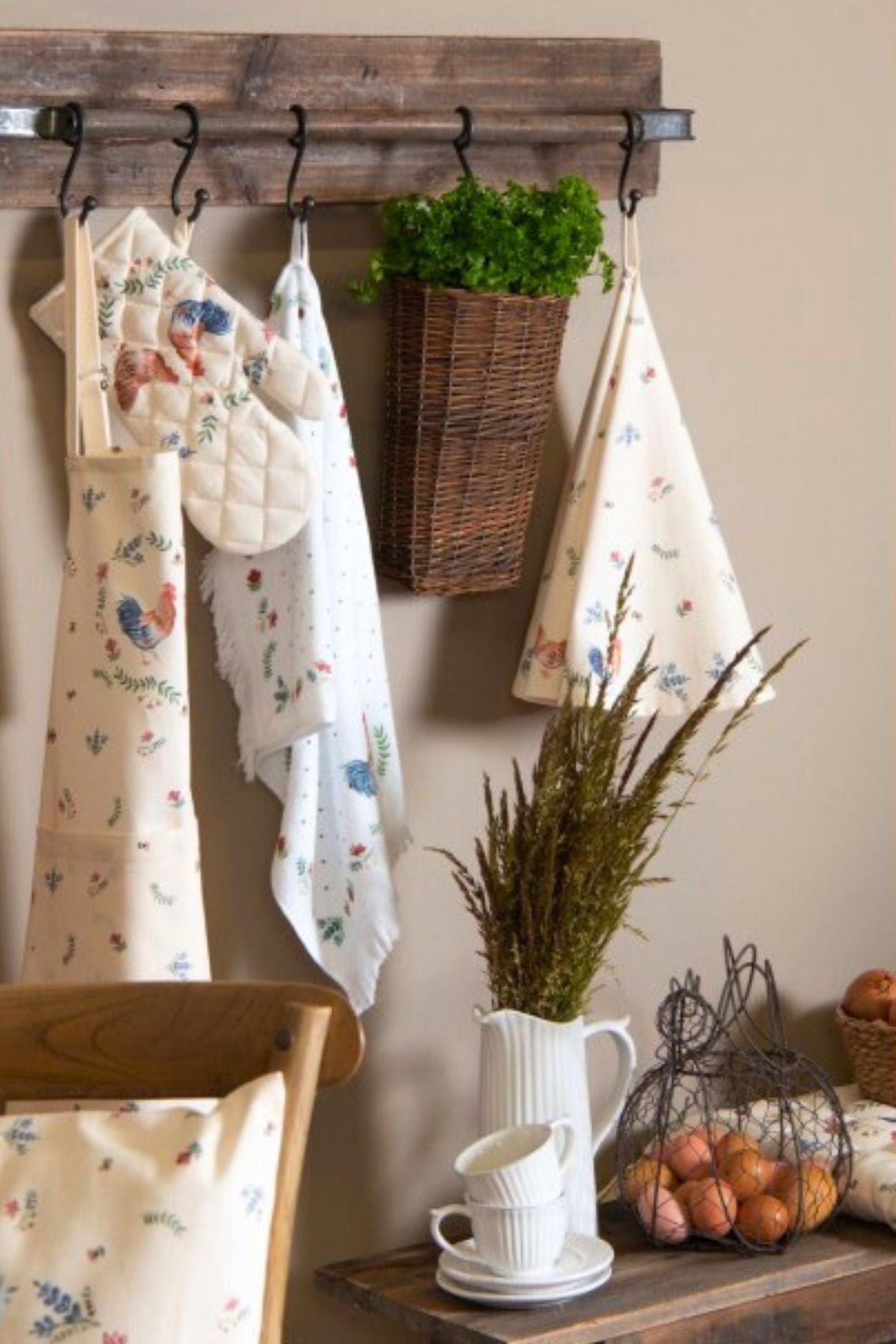 Clayre & Eef Chicken And Rooster Chicken And Rooster - Strofinaccio in cotone con motivo a quadri rosso e bianco| Clayre & Eef