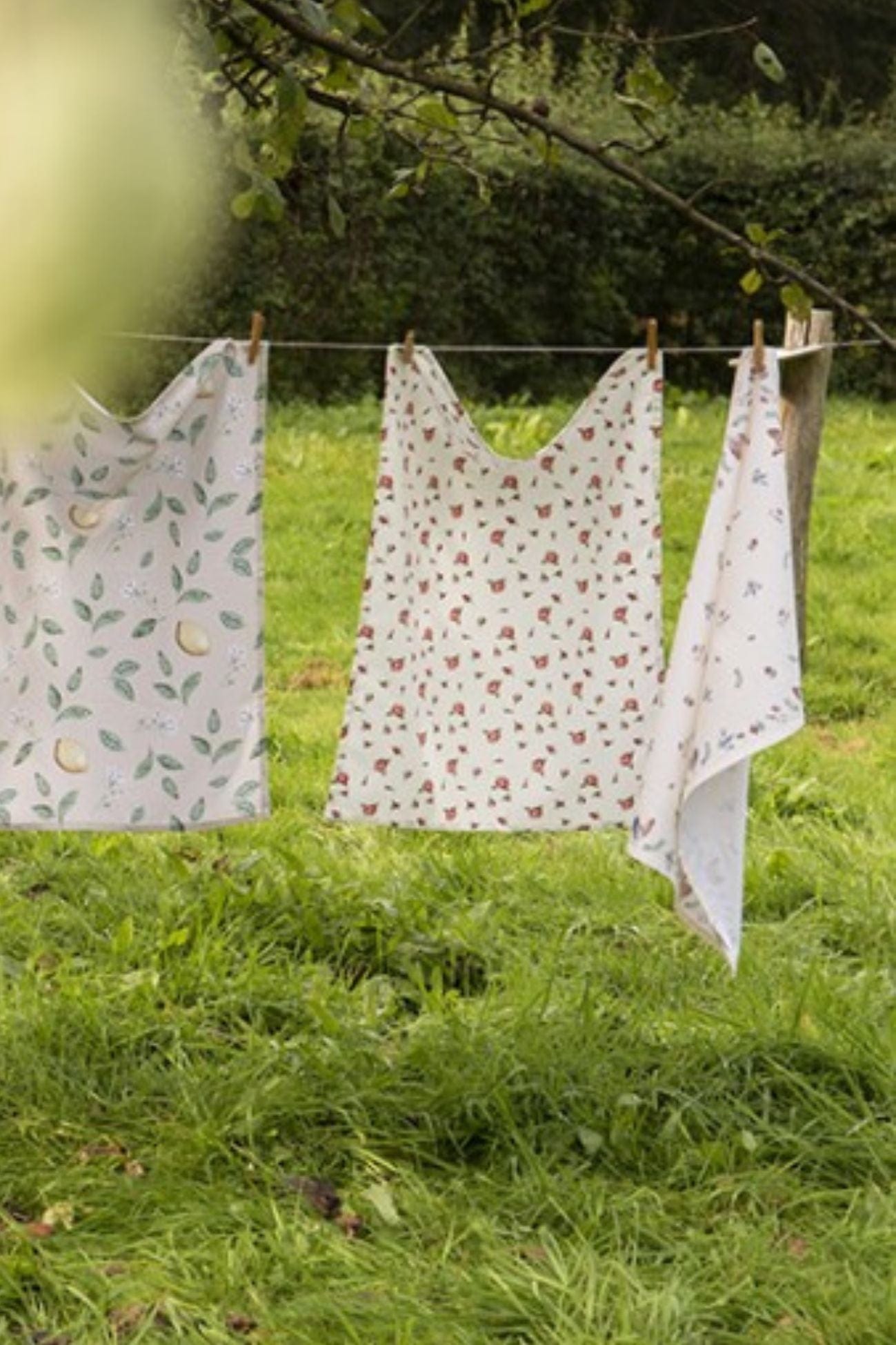 Clayre & Eef Romantic Roses Romantic Roses - Strofinaccio in cotone con motivo a quadri rosso e bianco| Clayre & Eef