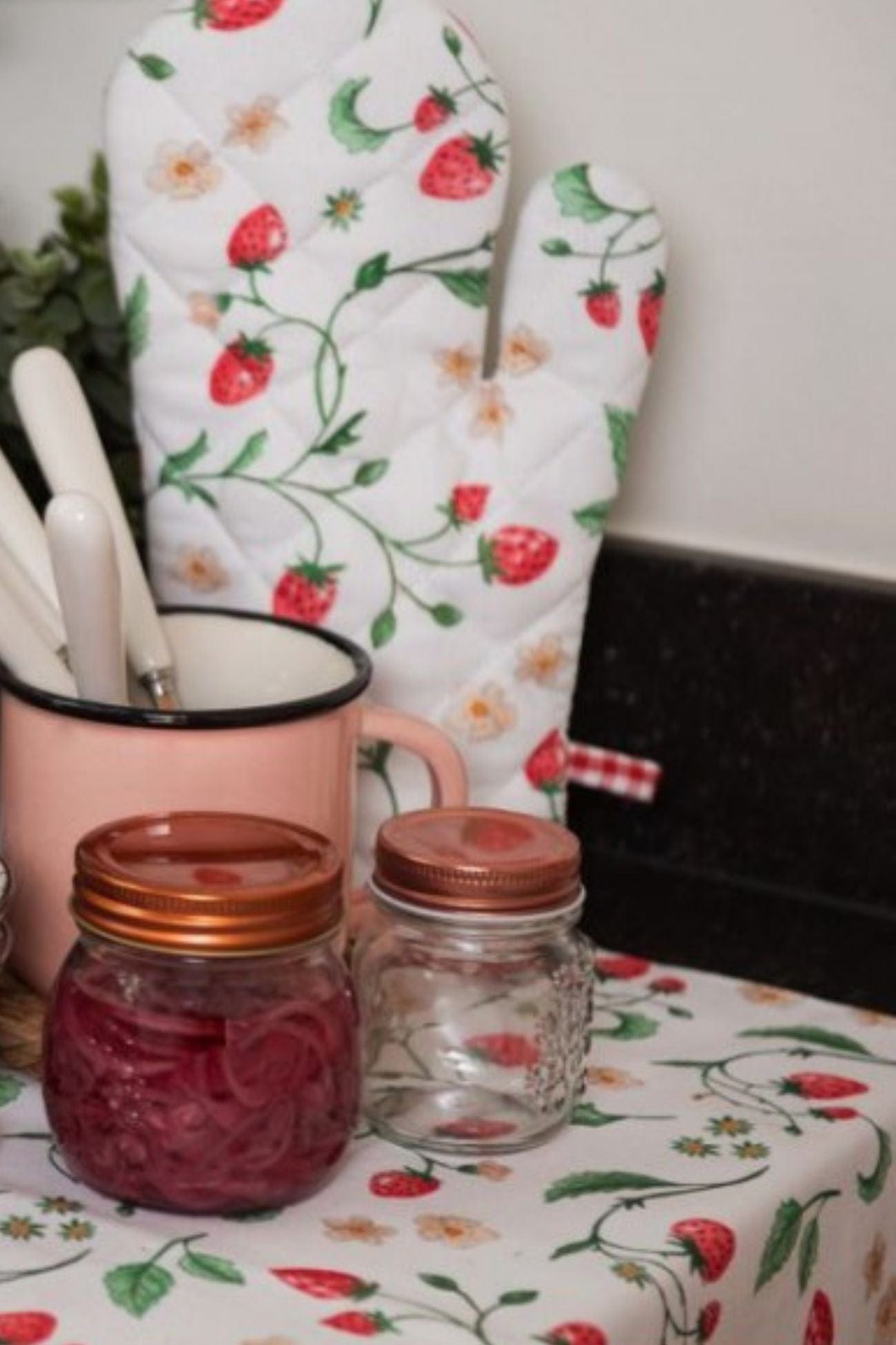 Clayre & Eef Strawberry Fields Strawberry Fields - Strofinaccio in cotone con motivo fragoline | Clayre & Eef