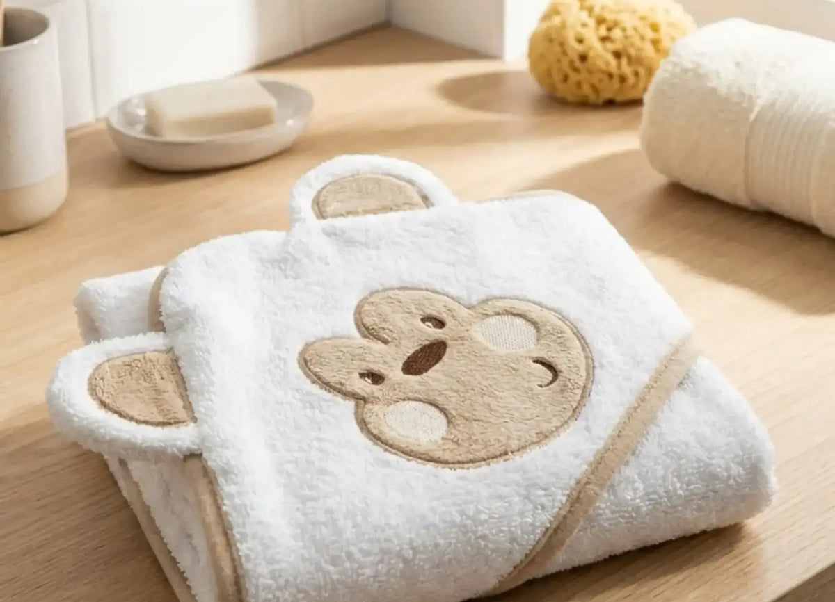 Poncho White Monkey