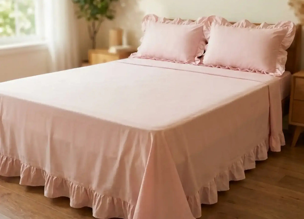 Annabelle Bedspread Set With Pillow Shams