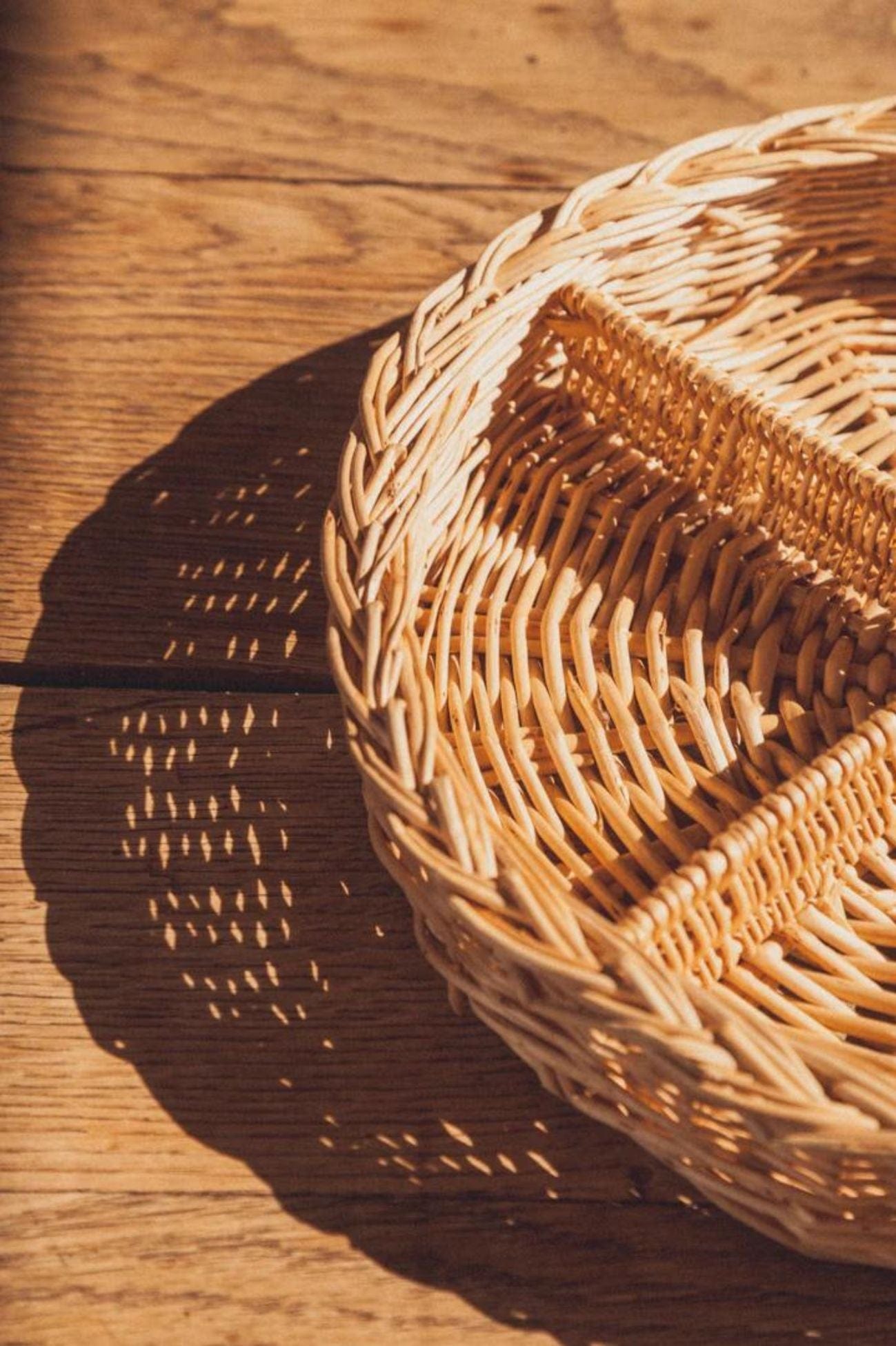 Éloge Ekue Cestino portaoggetti in vimini intrecciato