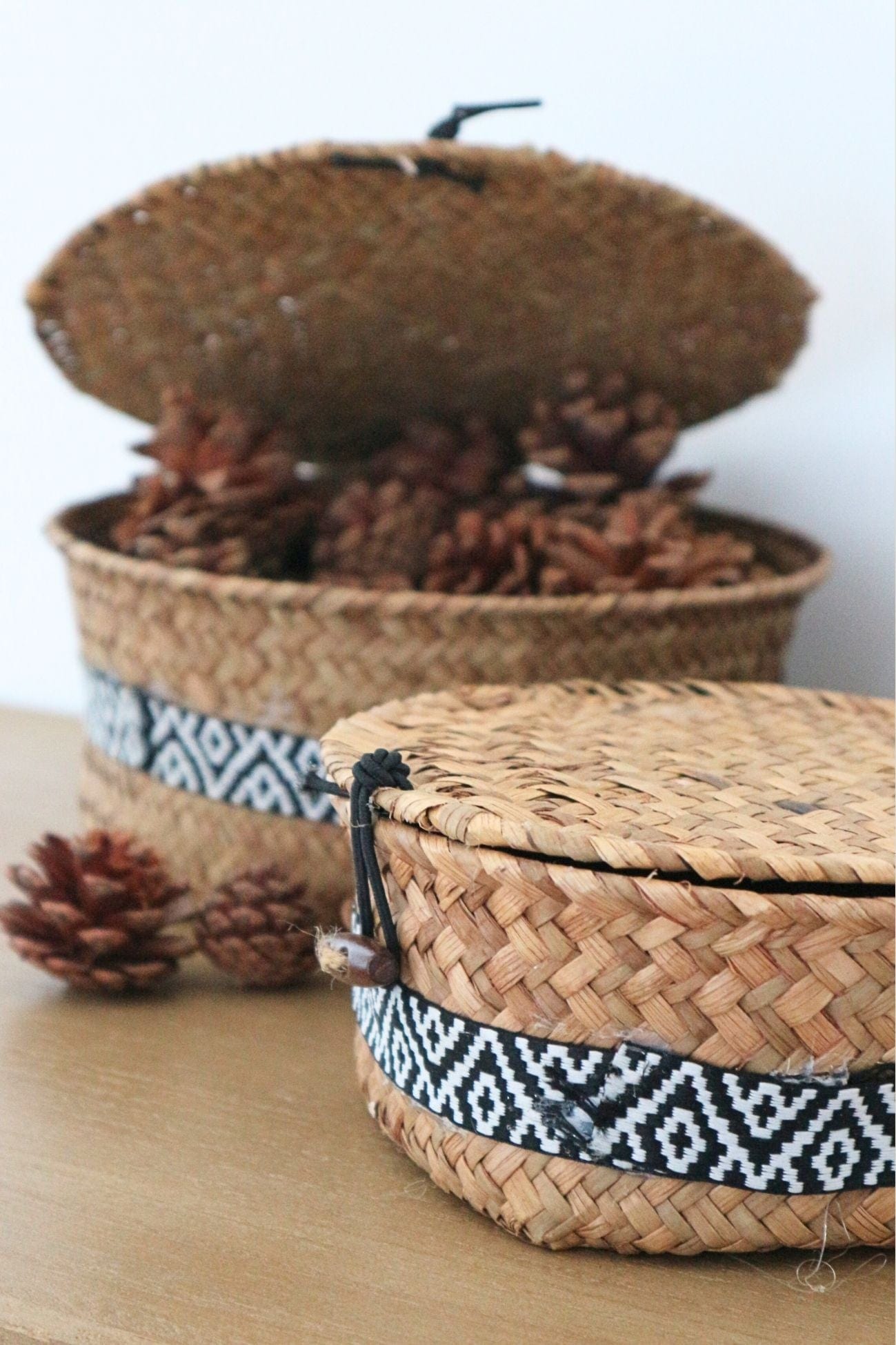 Item International Alma Cestino portaoggetti in fibra poliestere