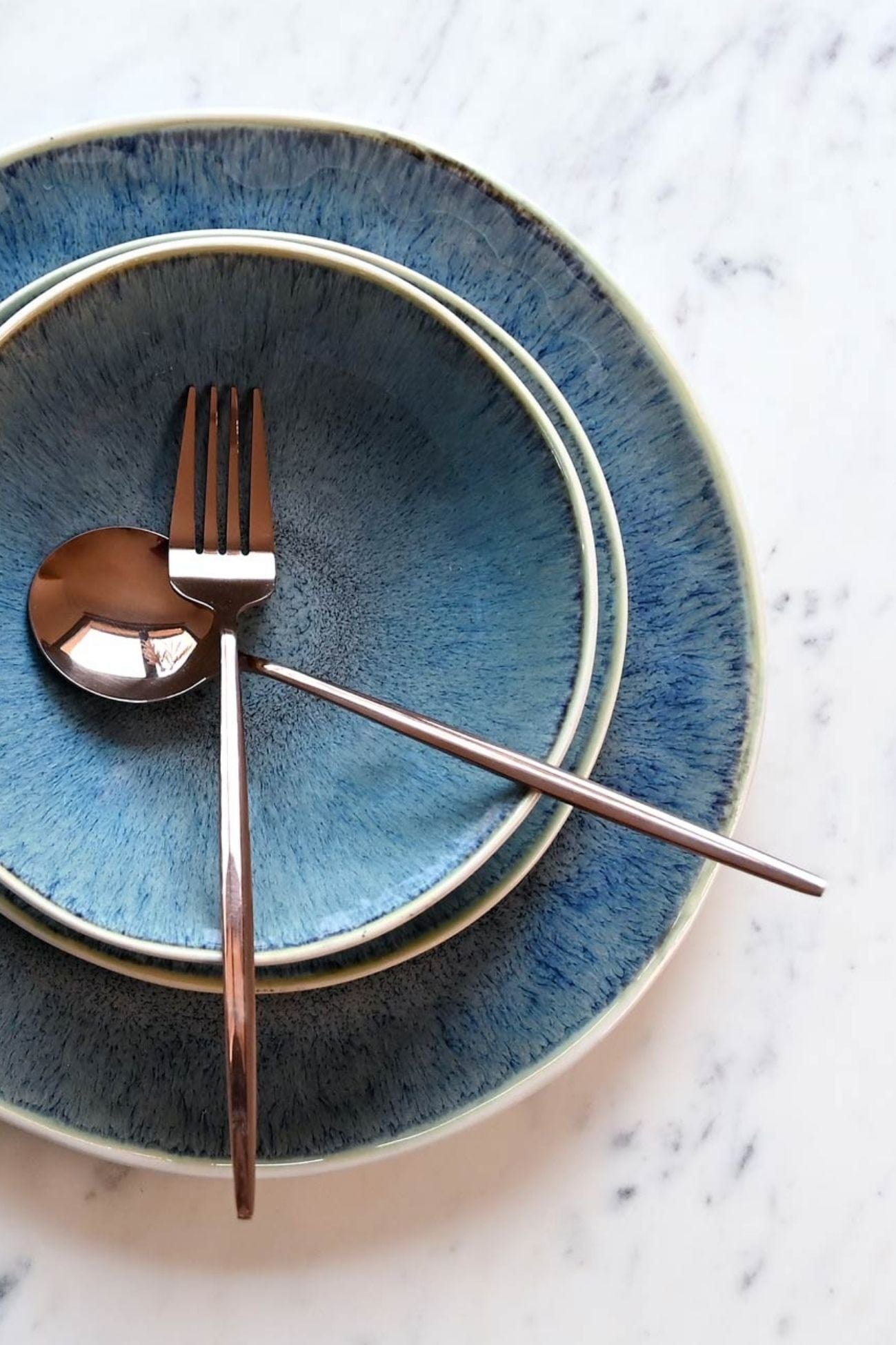 Item International Amaka Amaka - Set di 16 posate in acciaio inox ramato per 4 persone | Item International