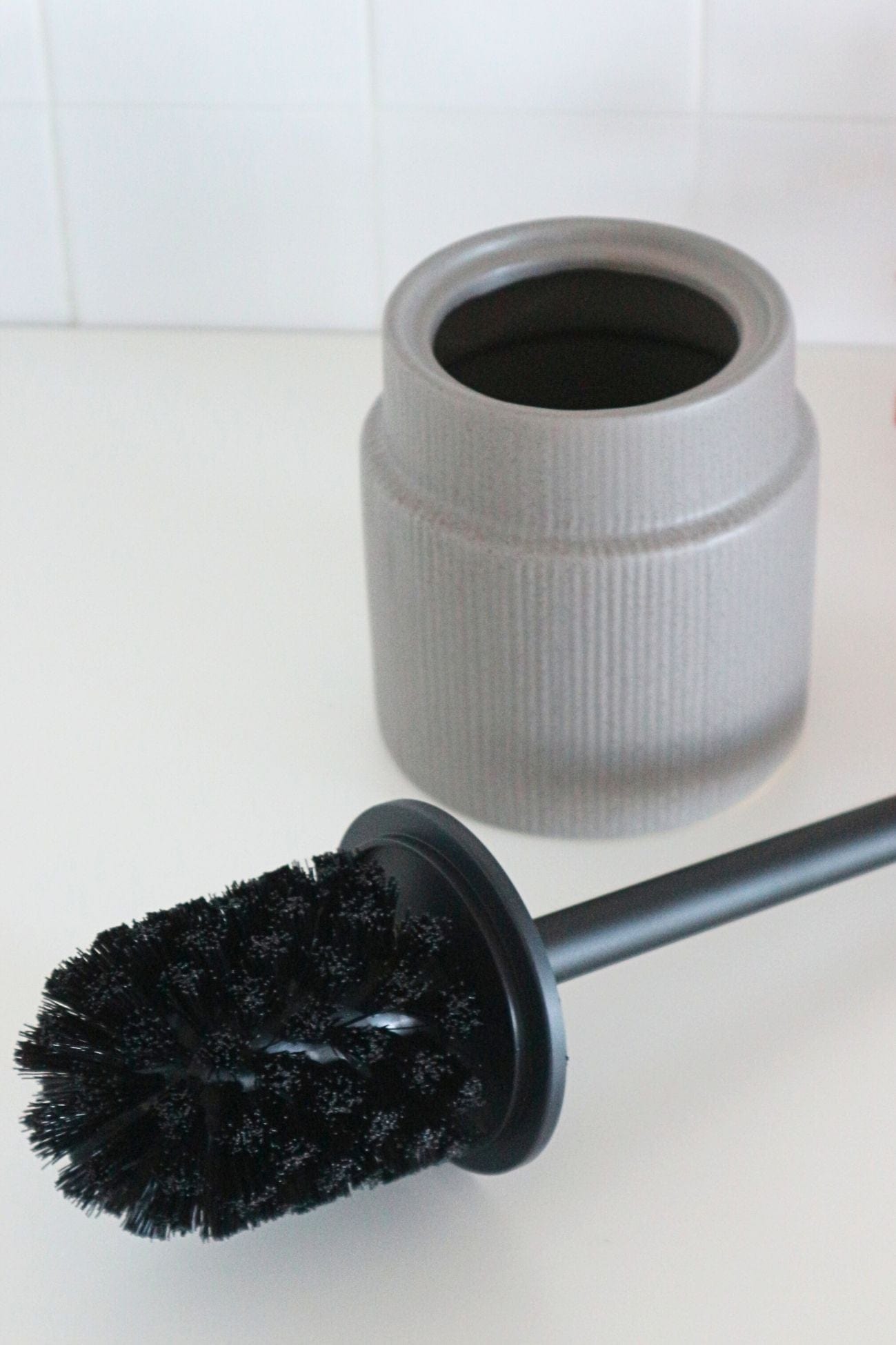 Item International Cora Cora - Scopino in gres porcellanato grigio scuro | Item International