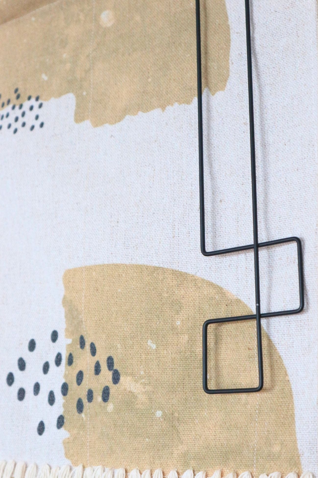 Item International Dalan Dalan - Decorazione da parete con frange e filo in ferro nero | Item International