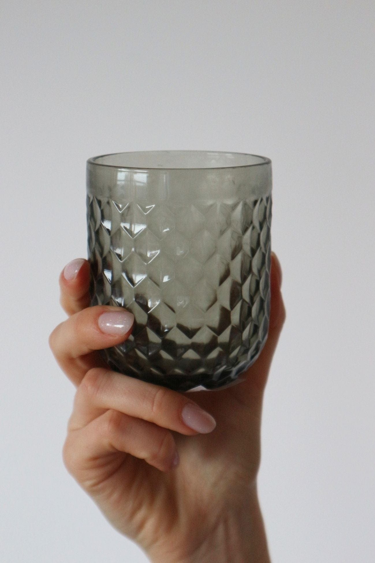 Item International Ermes Ermes - Bicchiere di vetro grigio 240ml | Item International