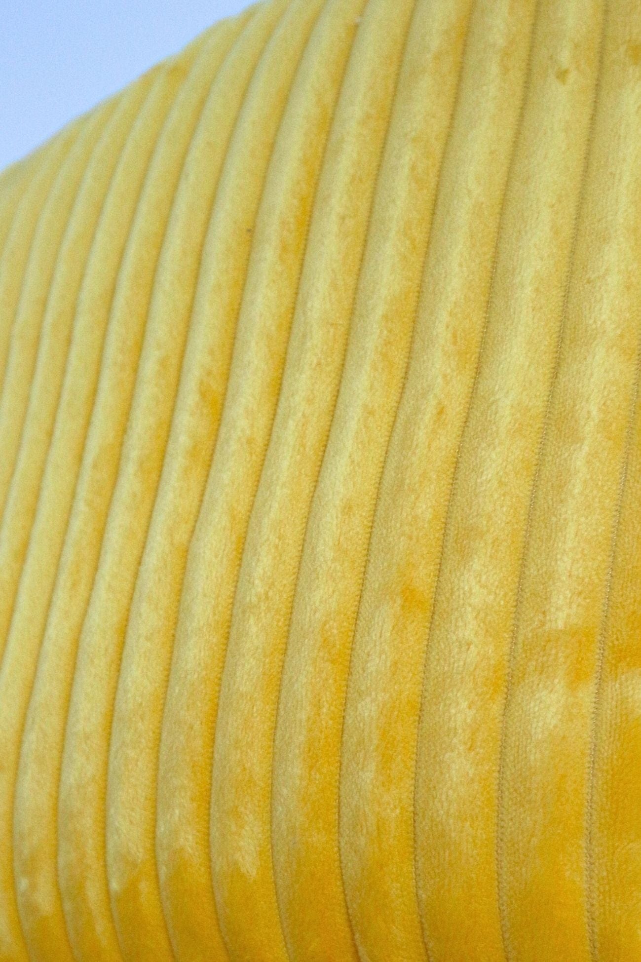 Item International Flaus Flaus - Cuscino arredo imbottito giallo ocra | Item International