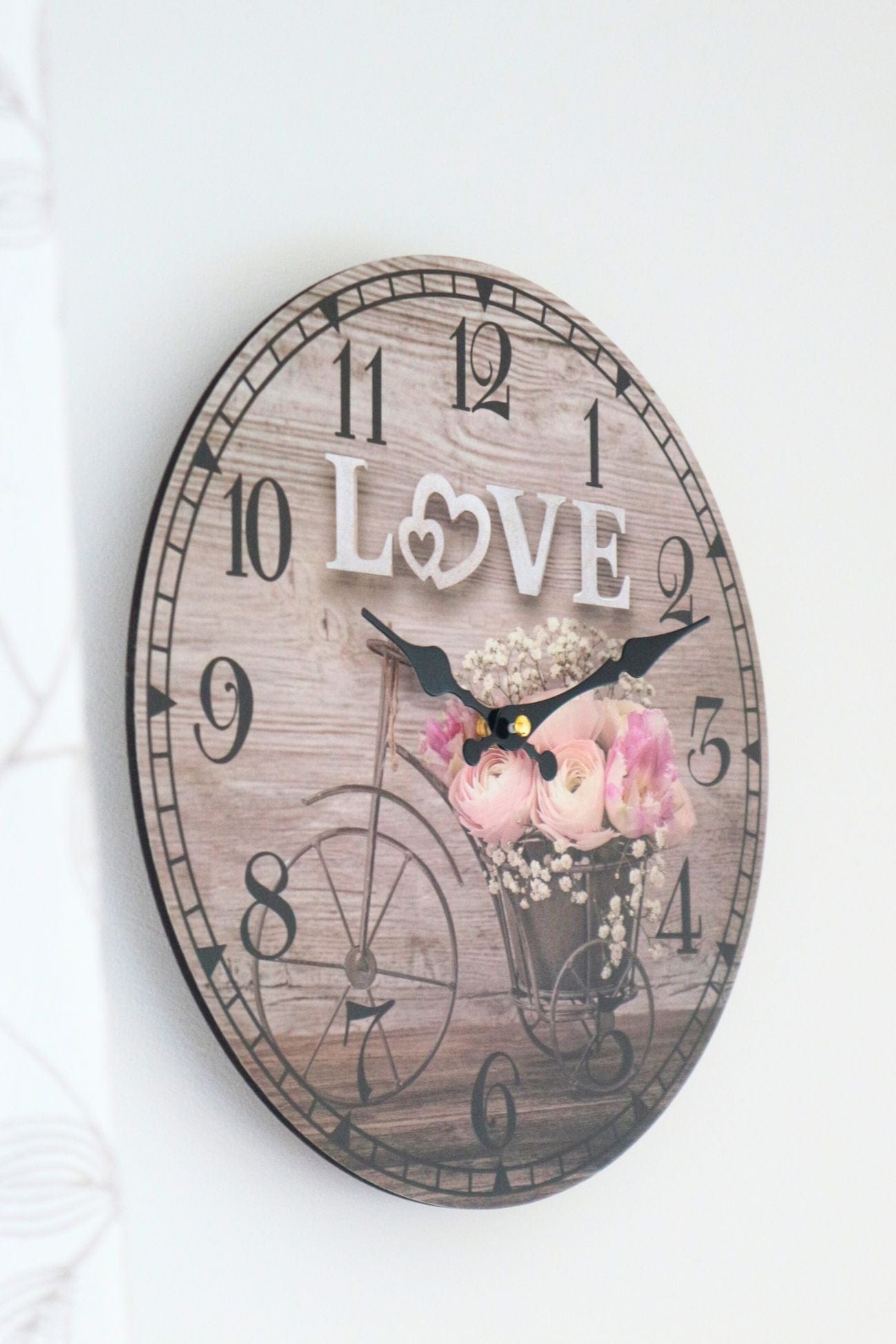 Item International Gwyn Gwyn - Orologio da parete con bici e scritta Love | Item International