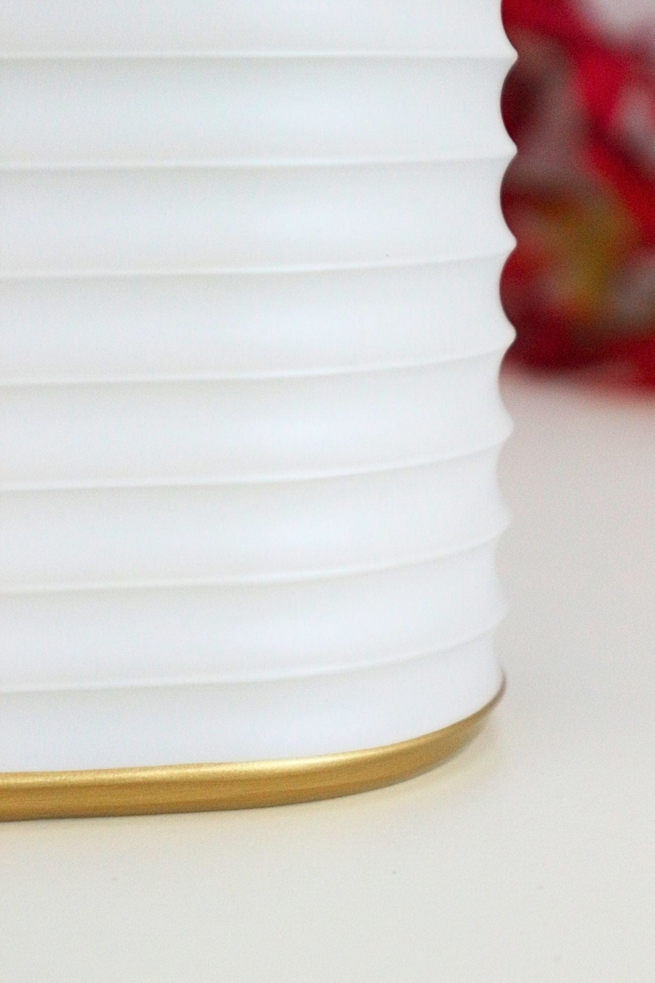 Item International Jolie Jolie - Bicchiere portaspazzolino doppio in resina rosa