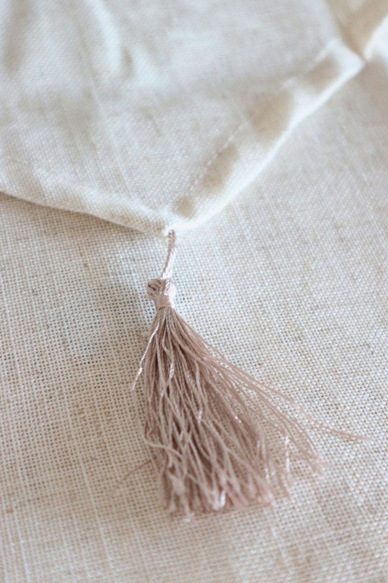 Item International Jory Jory - Runner bianco in poliestere 150x35cm | Item International