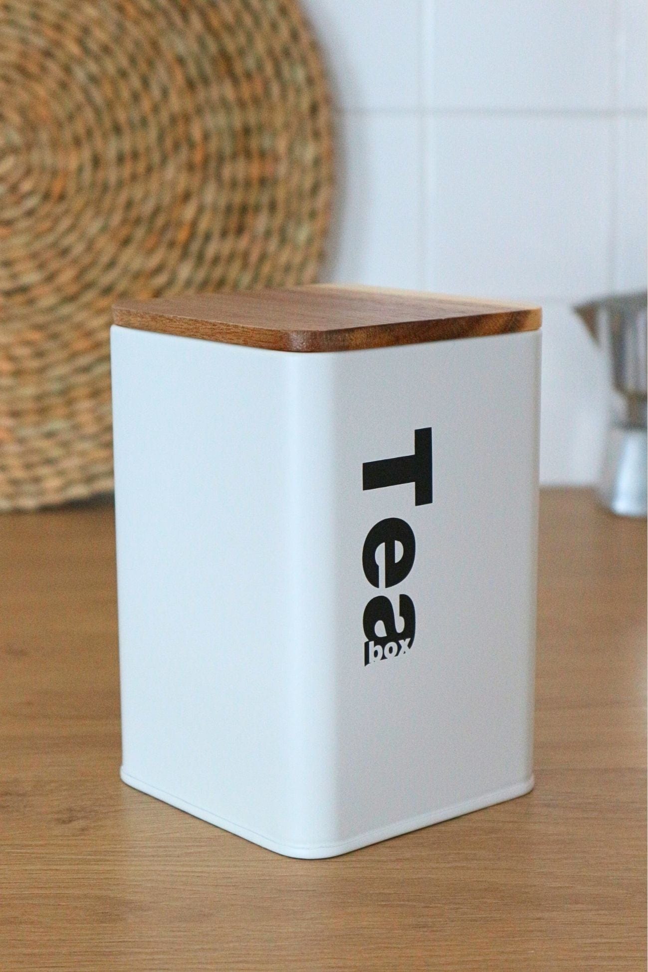 Item International Joseph Joseph - Barattolo in metallo bianco e tappo in bambù - Tea | Item International