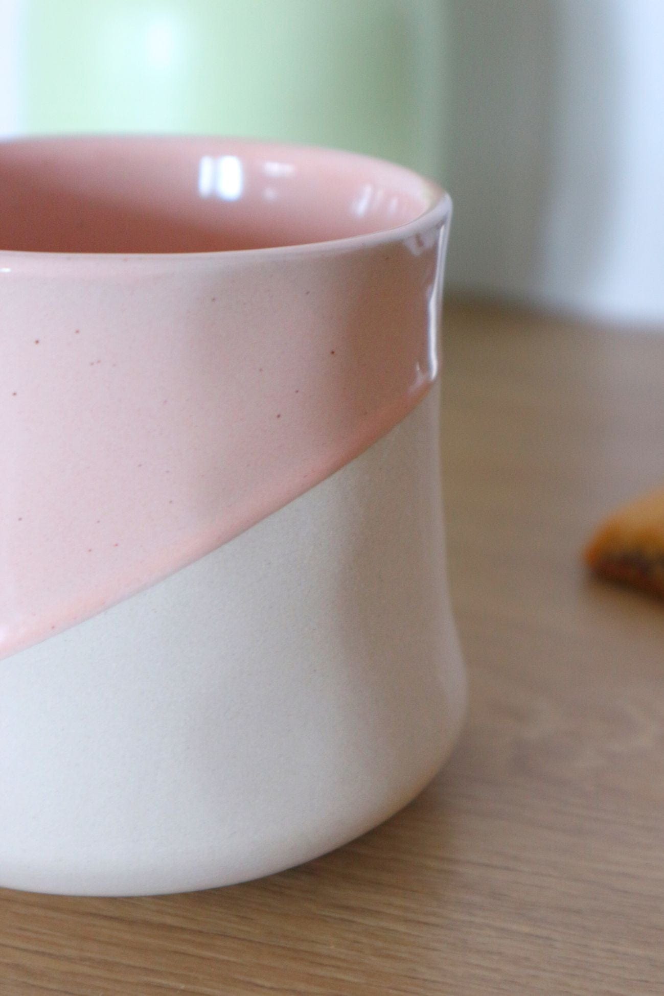 Item International Kamilla Kamilla - Tazza in porcellana con base beige 385 ml | Item International