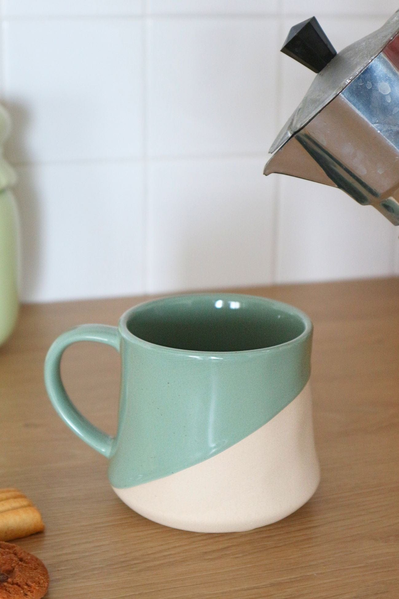 Item International Kamilla Kamilla - Tazza in porcellana con base beige 385 ml | Item International