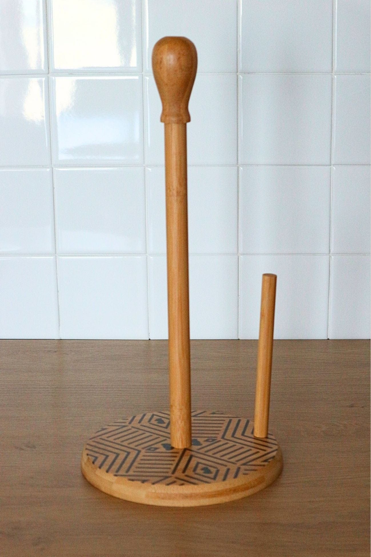 Item International Kanok Kanok - Portarotoli in bambù con incisioni tribali | Item International