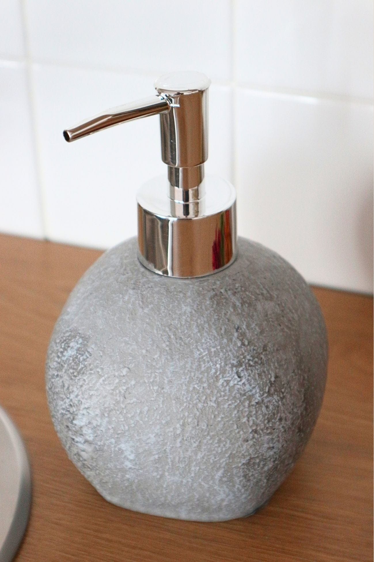 Item International Lunar Lunar - Dosatore di sapone effetto pietra | Item International