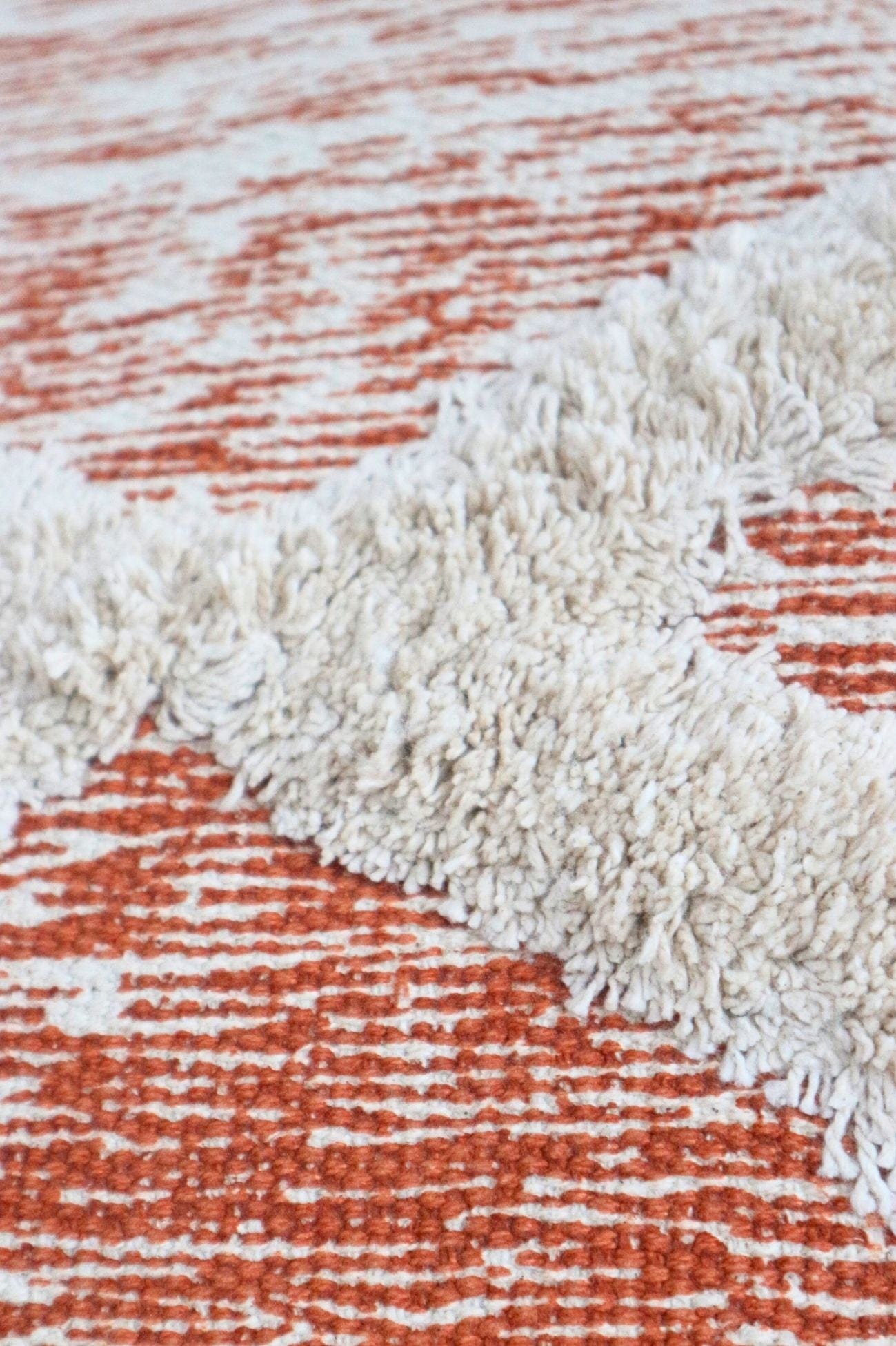 Item International Nahia Nahia - Cuscino arredo rosa imbottito in cotone con frange | Item International