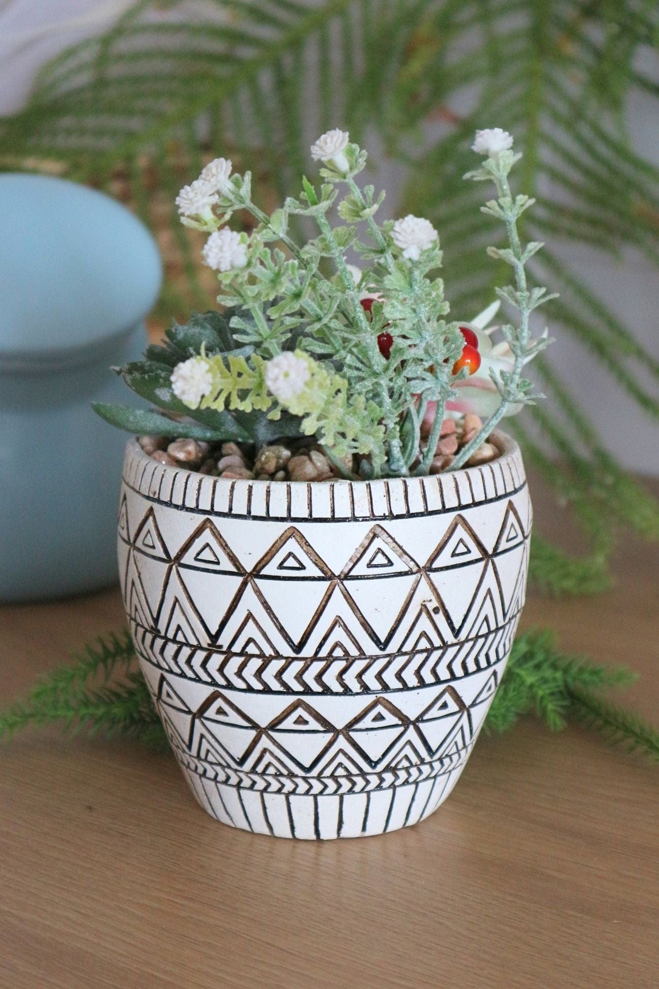 Item International Ophelia Ophelia - Piantina artificiale con vaso in porcellana con decori in stile boho | Item International