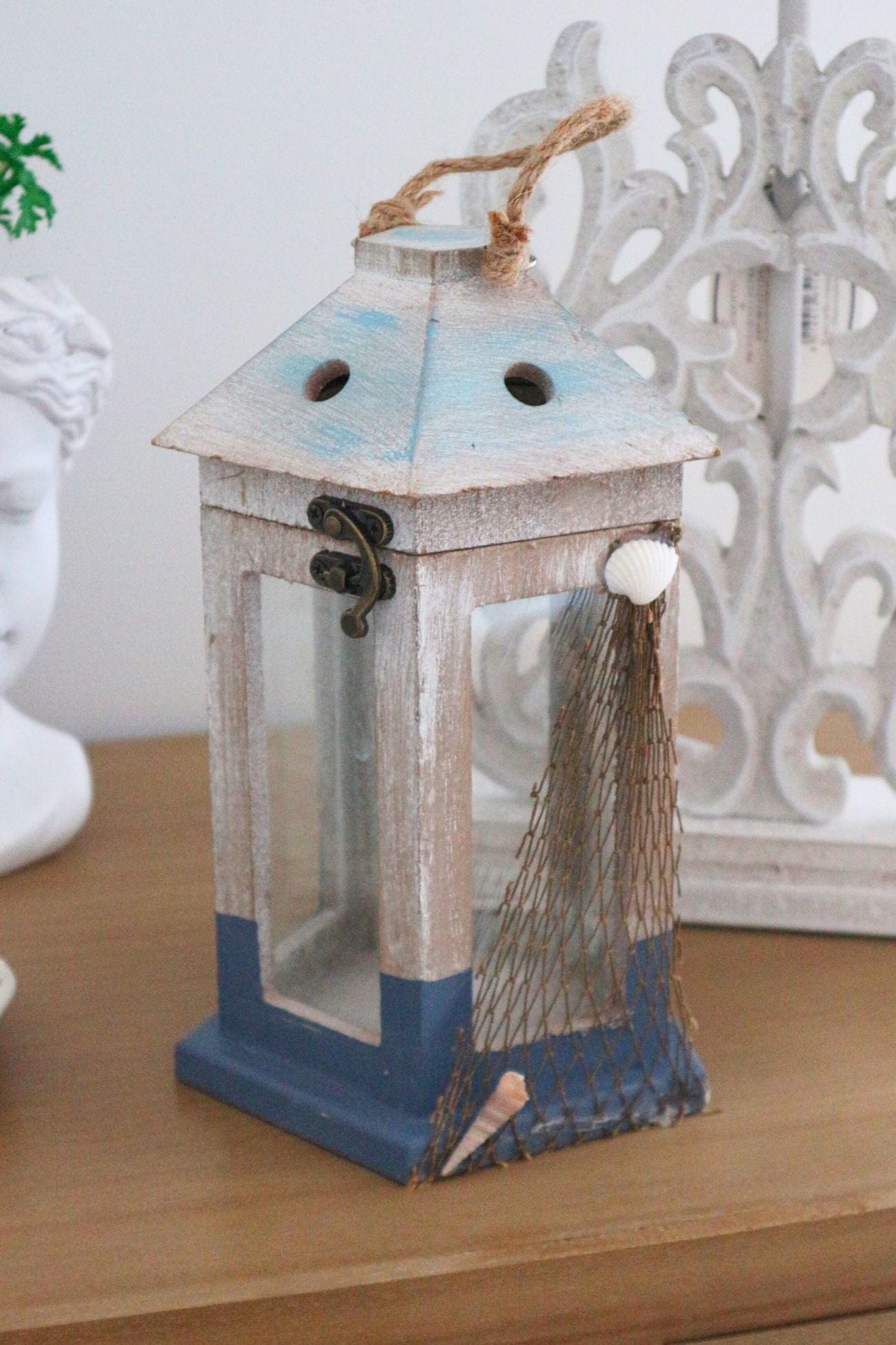 Item International Pontus Pontus - Lanterna in stile marino in legno e vetro con conchiglie | Item International