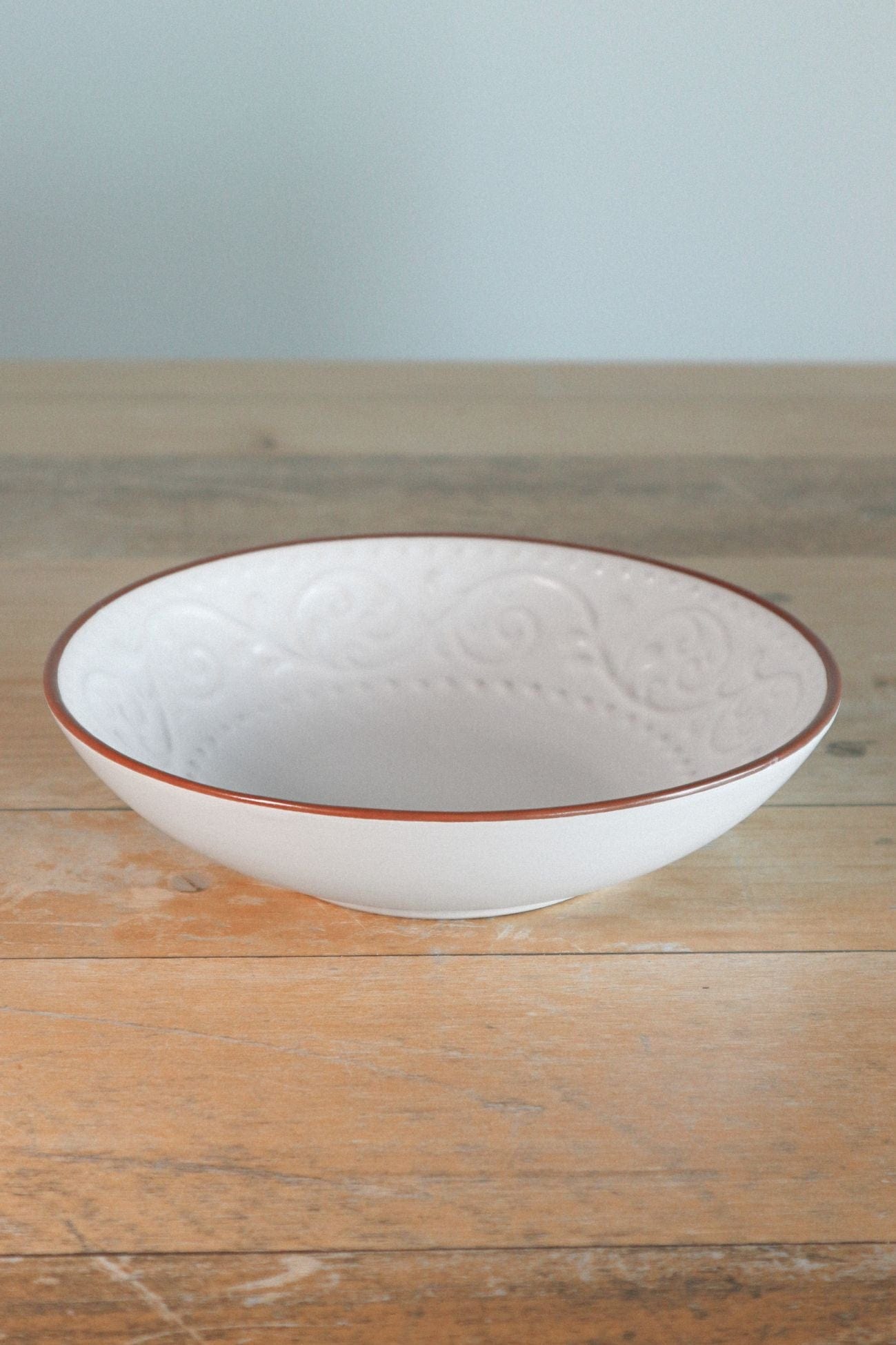 Item International Tiffany Tiffany - Piatto in porcellana bianca in stile Shabby Chic | Item International