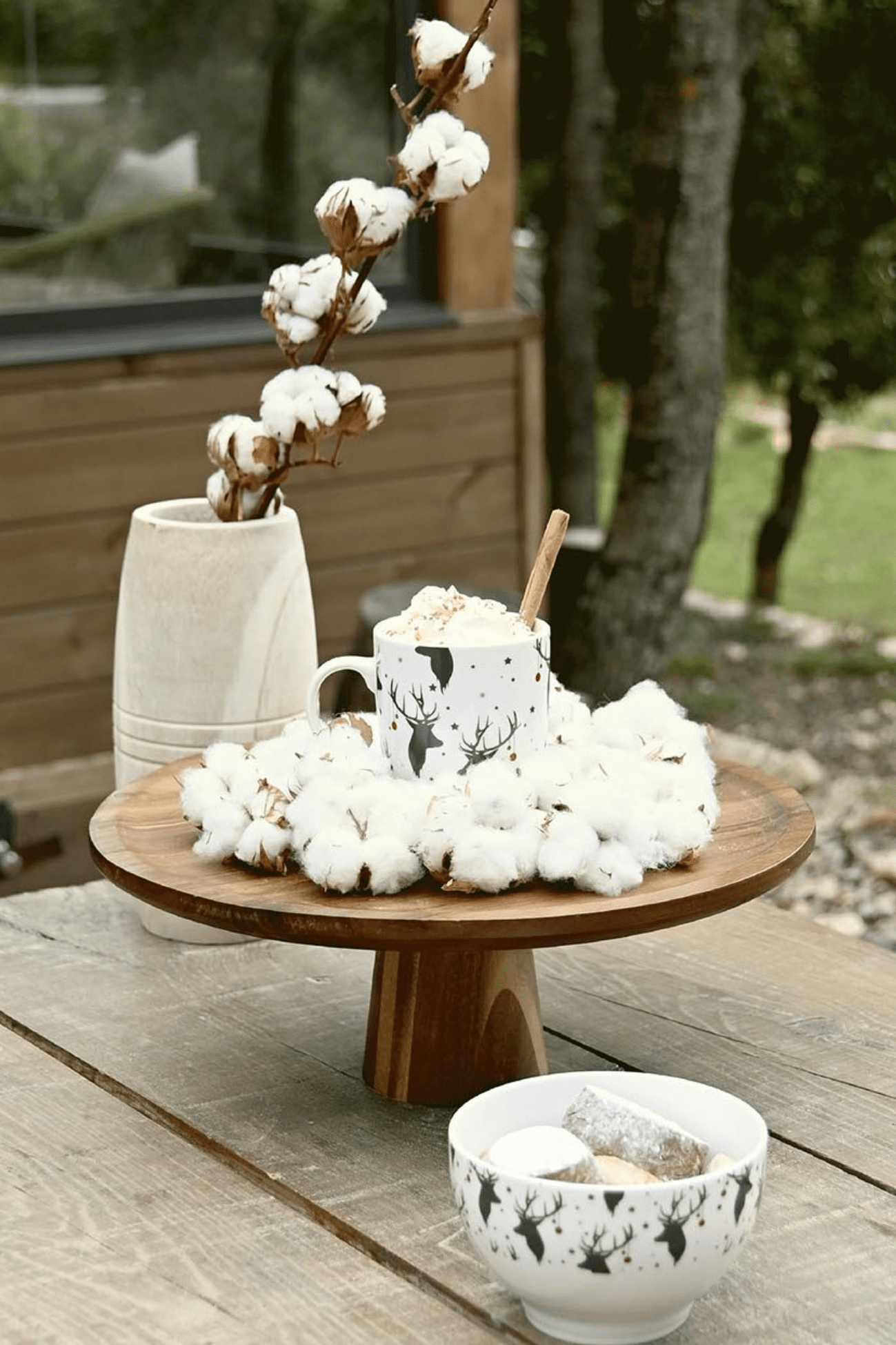 Item International Zaria Vaso decorativo in legno di paulownia