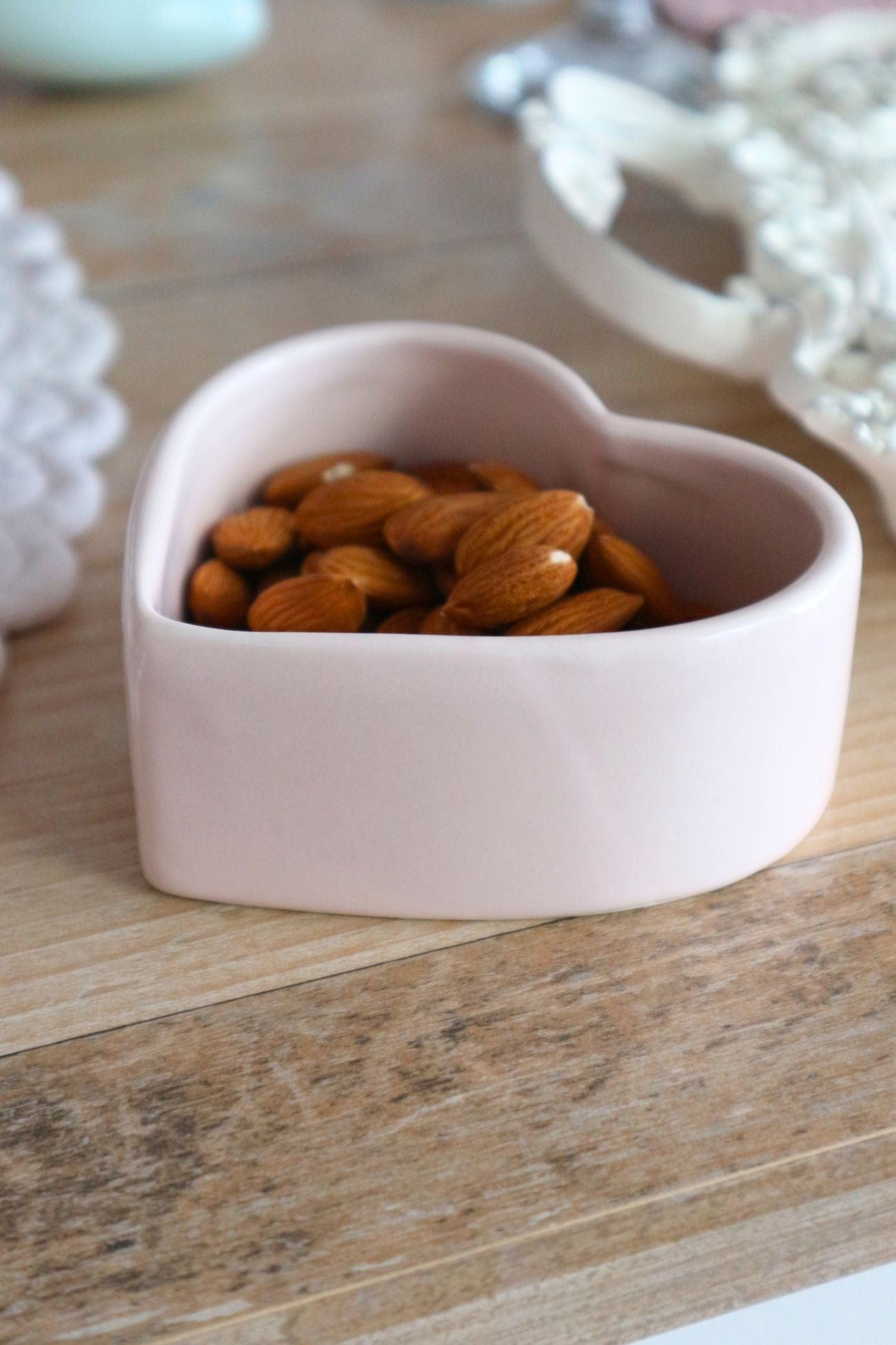 Luxe Lodge Cuore Cuore - Coppetta a forma di cuore in ceramica rosa tenue | Luxe Lodge