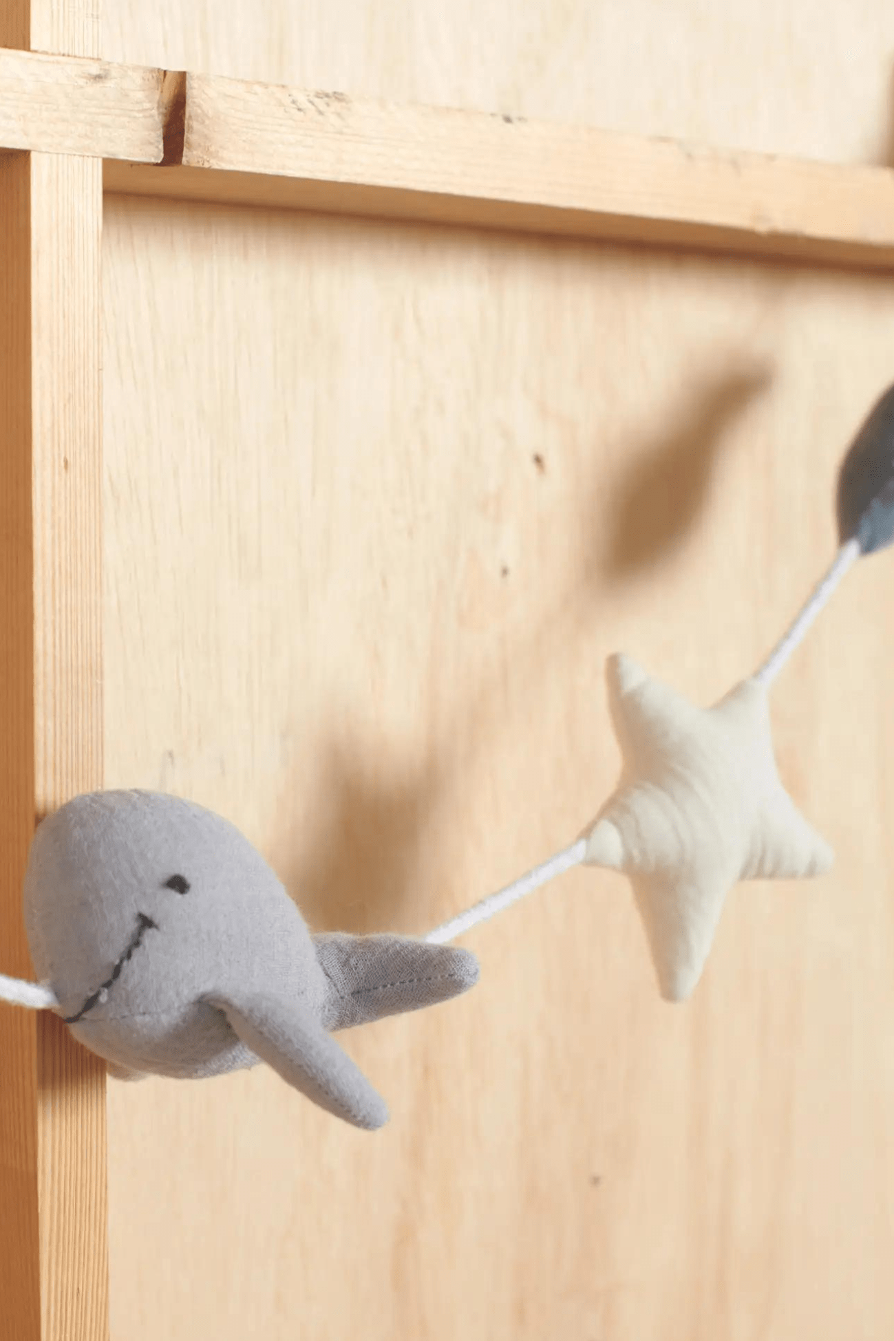 Nordic Coast Company Pars Ghirlanda decorativa da parete in mussola per cameretta dei bimbi 150cm