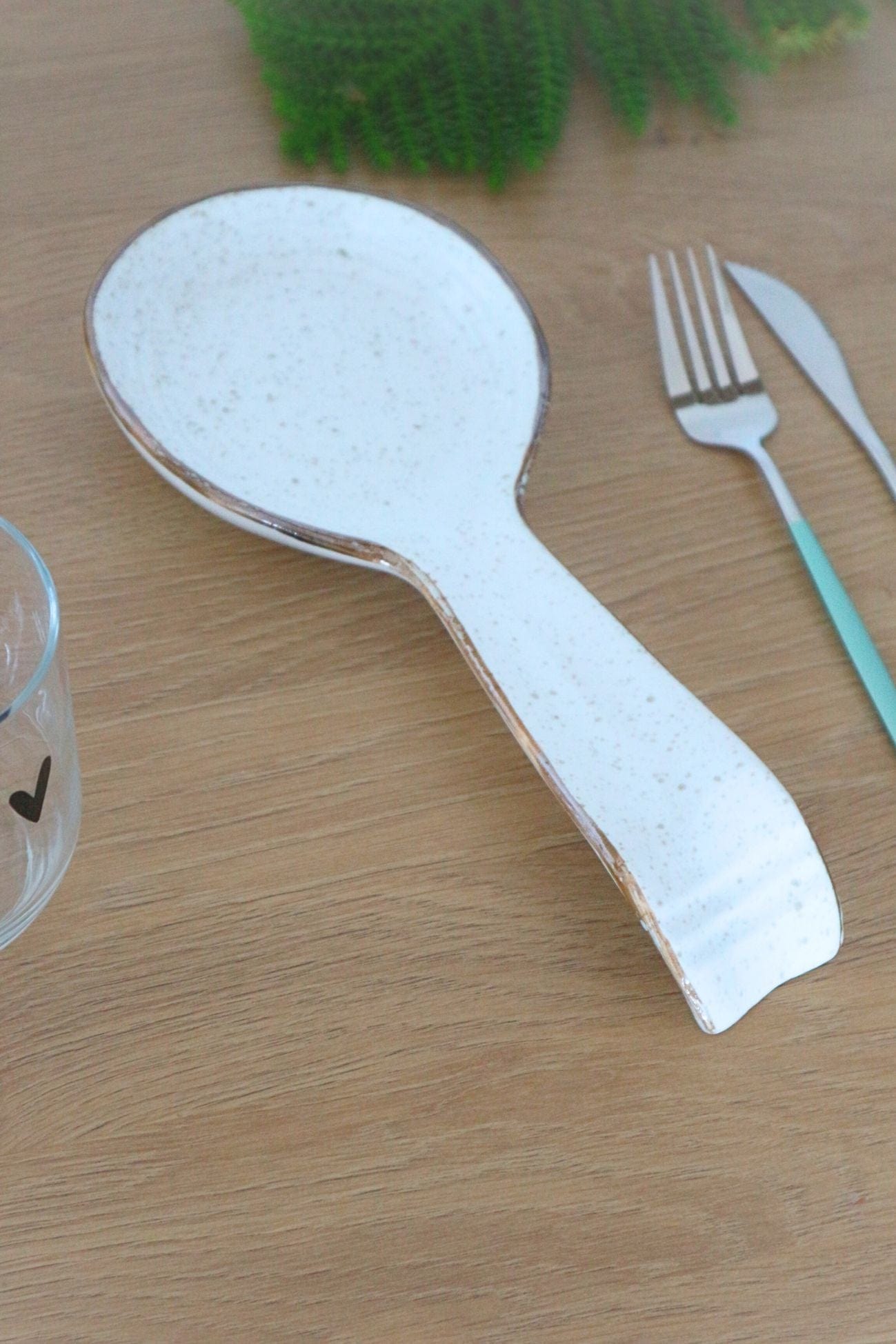 Novità Home Rience Rience - Poggiamestolo in ceramica bianca con finitura marrone | Novità Home