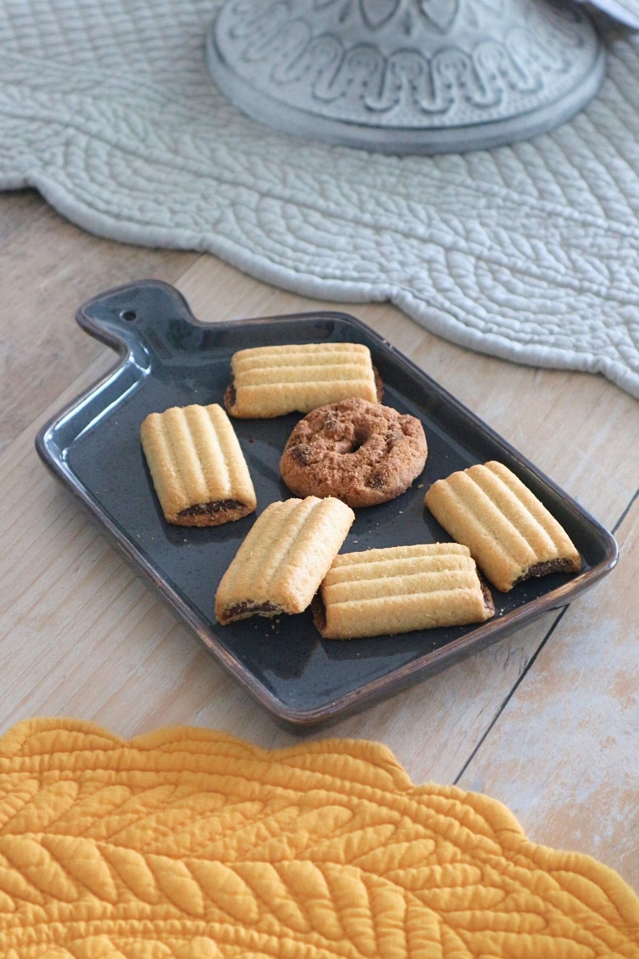 Novità Home Rience Rience - Vassoio in ceramica antracite con finitura marrone | Novità Home