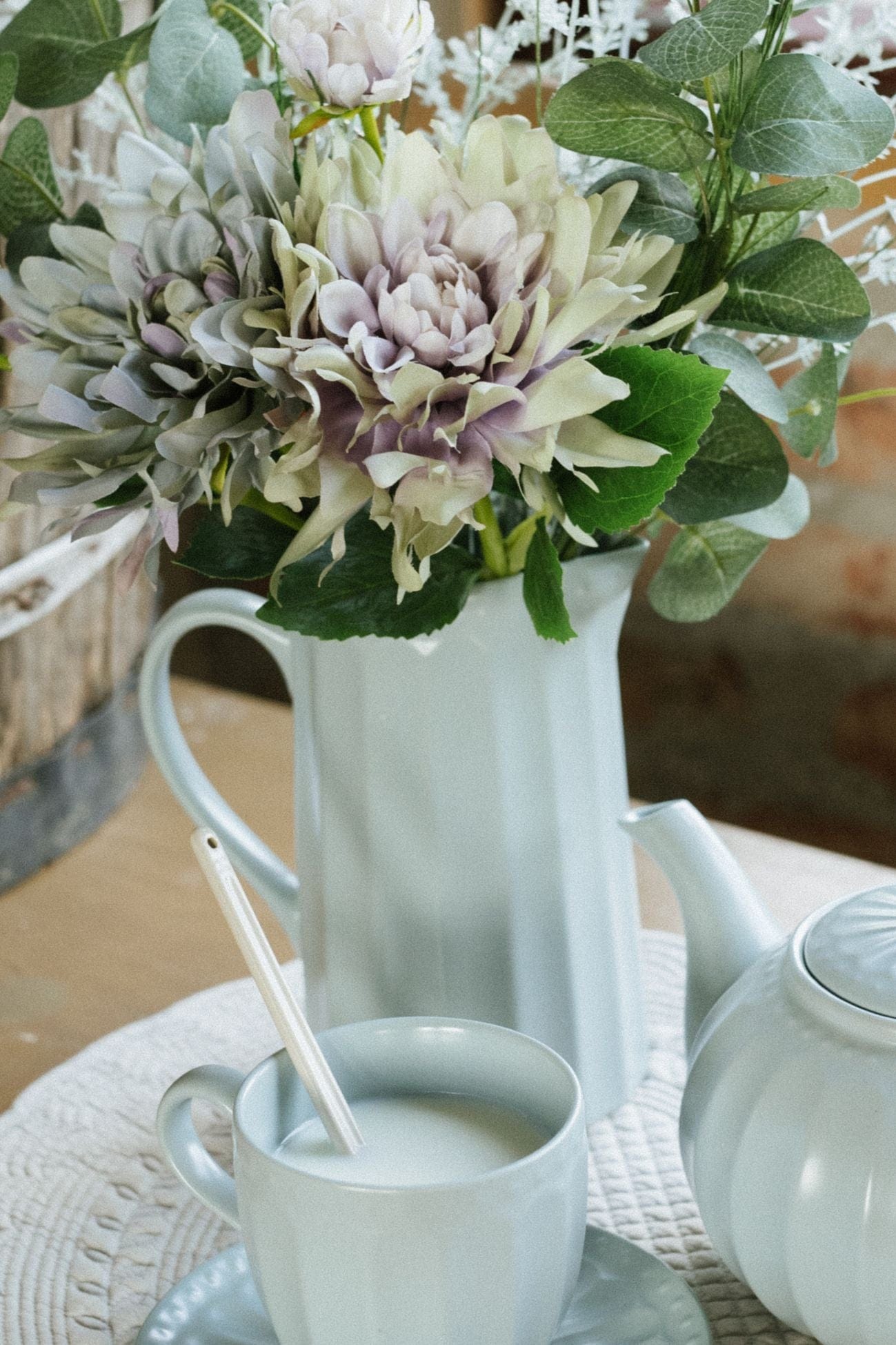 Nuvole di Stoffa Demetra Demetra - Caraffa in ceramica color tiffany 1 L | Nuvole di Stoffa