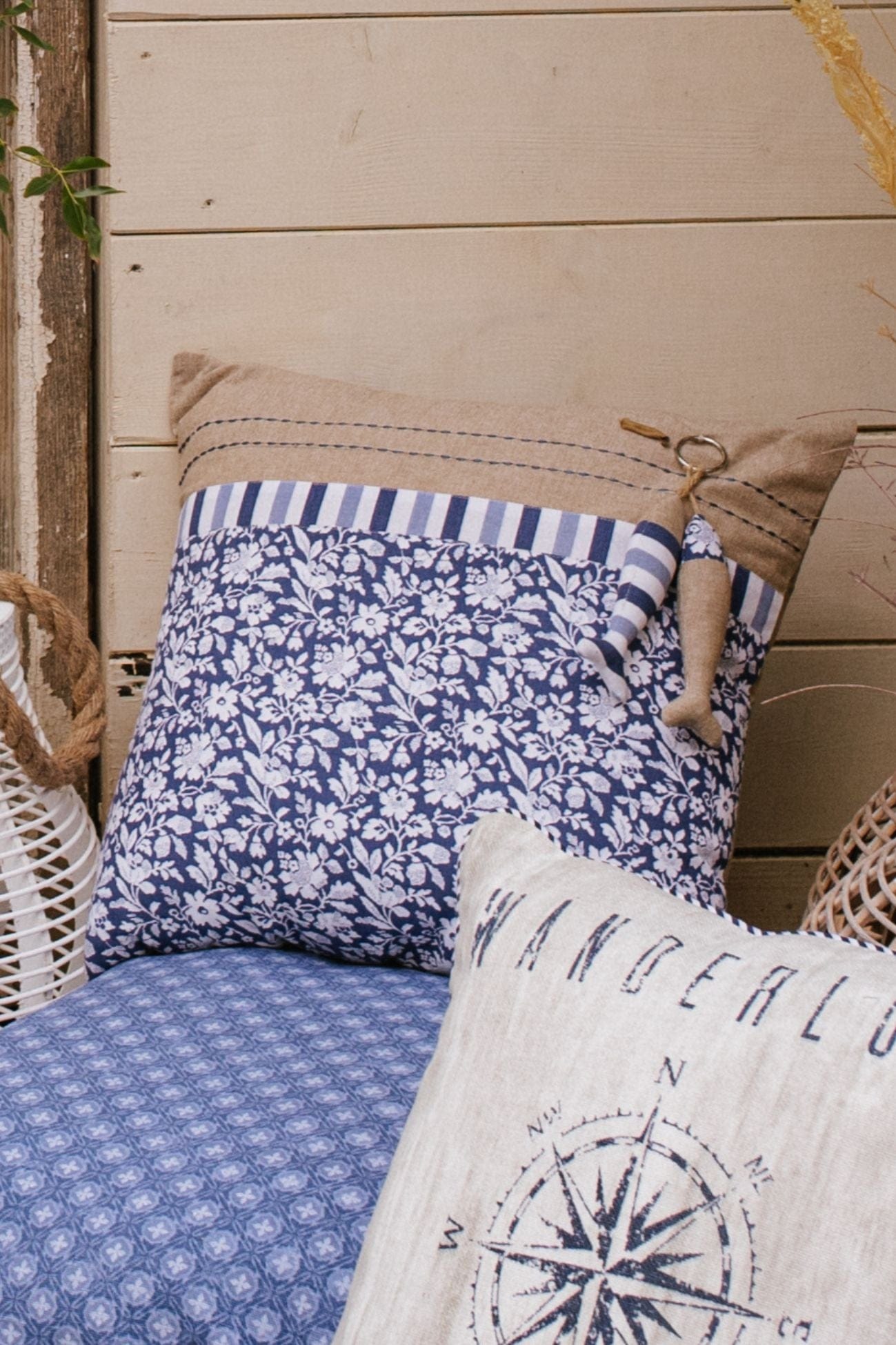 Nuvole di Stoffa Nautilus Nautilus - Cuscino decorativo in stile marinaro con pesci | Nuvole di Stoffa